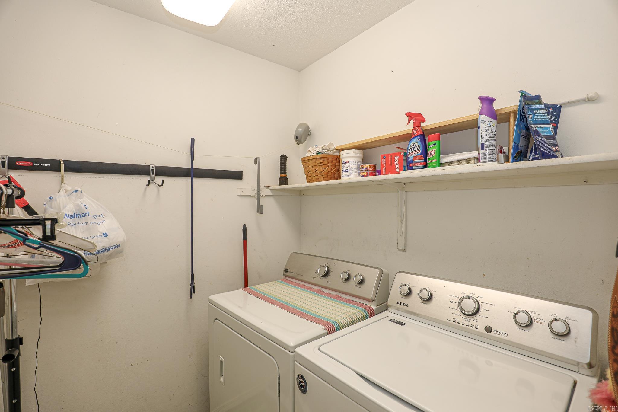 CHERRY CREEK - Residential