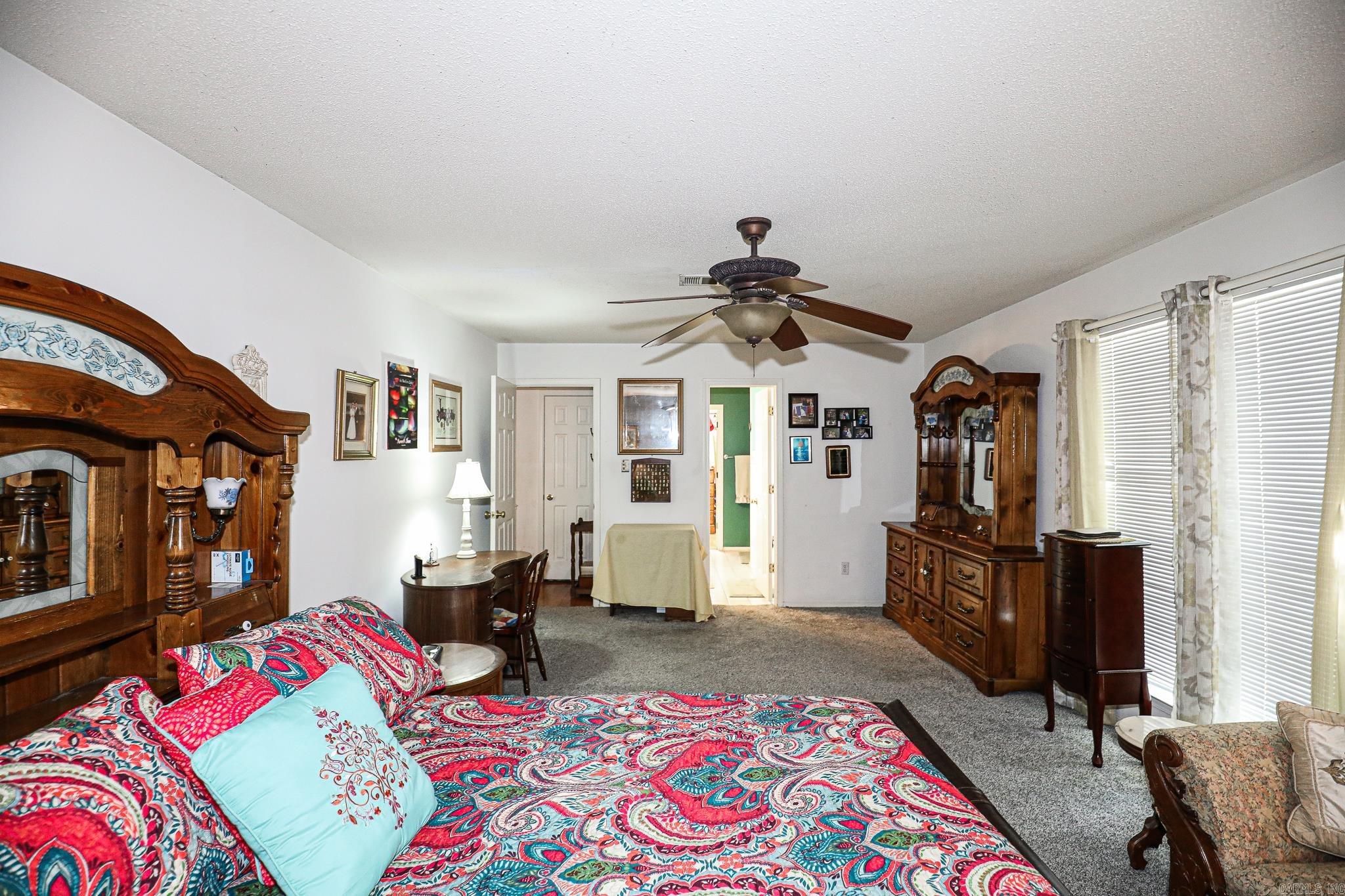 CHERRY CREEK - Residential