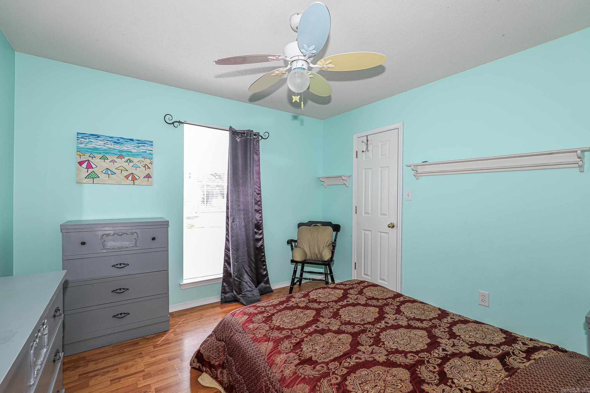 CHERRY CREEK - Residential