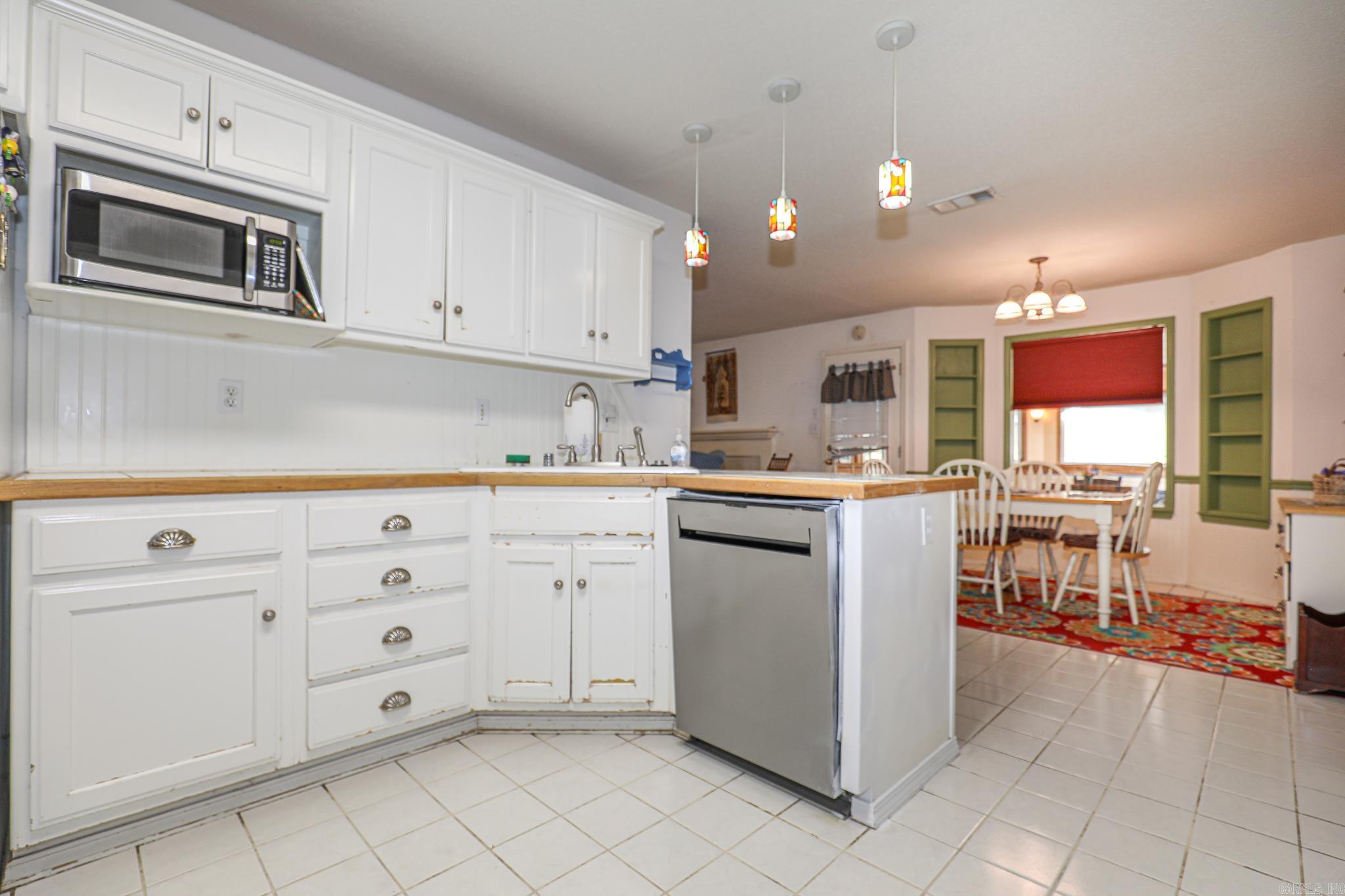 CHERRY CREEK - Residential