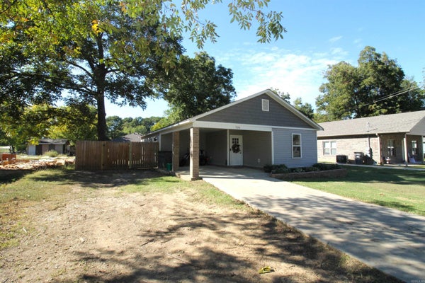 704 N 4TH ST, PARAGOULD, AR 72450 - Image c7bbfc755d0f51e1e092411ba47aa08e/187704056