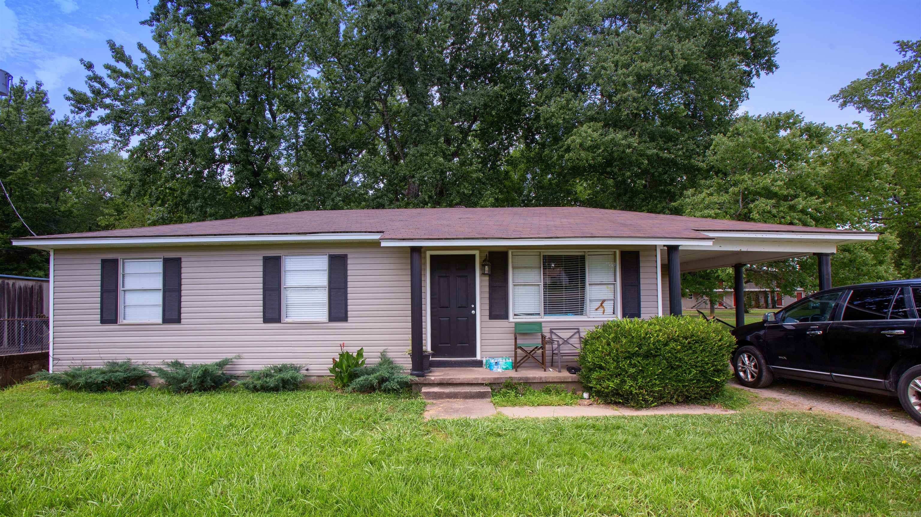 Sachs Suburban - Residential Income