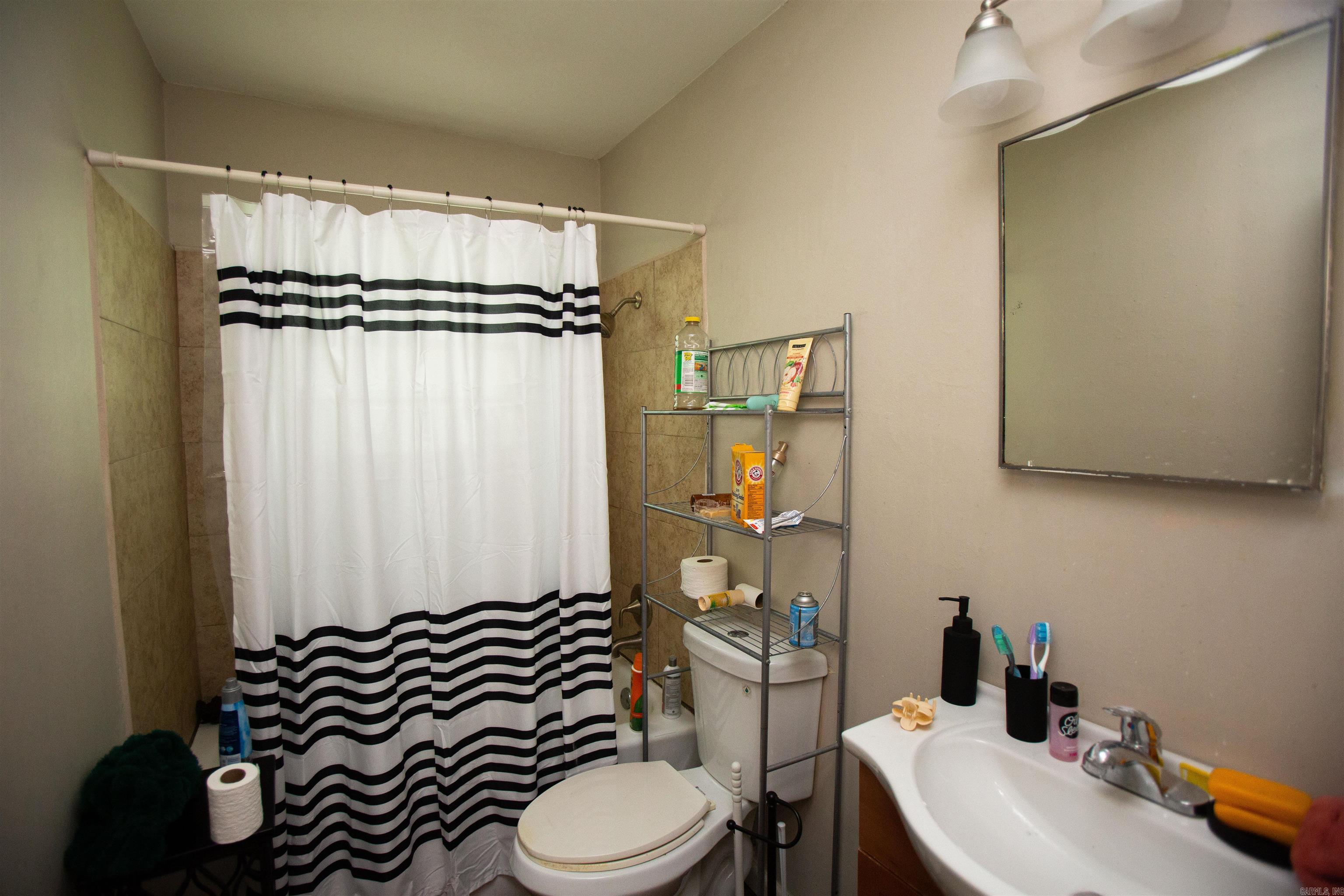 Sachs Suburban - Residential Income