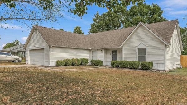 112 MARGIE DR, BROOKLAND, AR 72417 - Image c7c92c7d0bdaa64464bc55cf3c9e973b/520077640