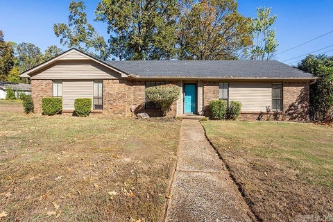 Photo of 11818 Pleasant Tree Drive, Little Rock, AR 72211 (MLS # 26042247)