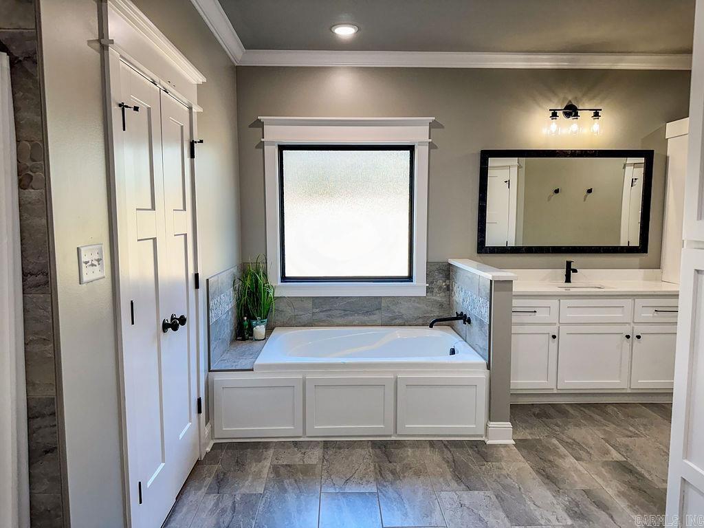 SIERRA RIDGE - Residential