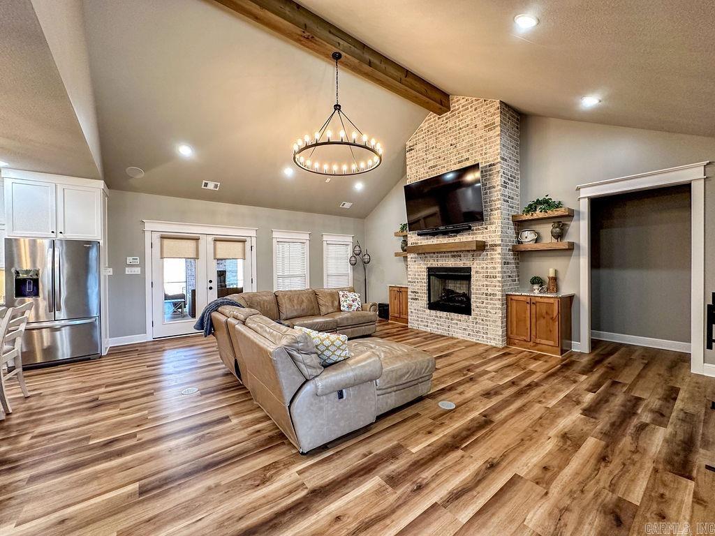 SIERRA RIDGE - Residential