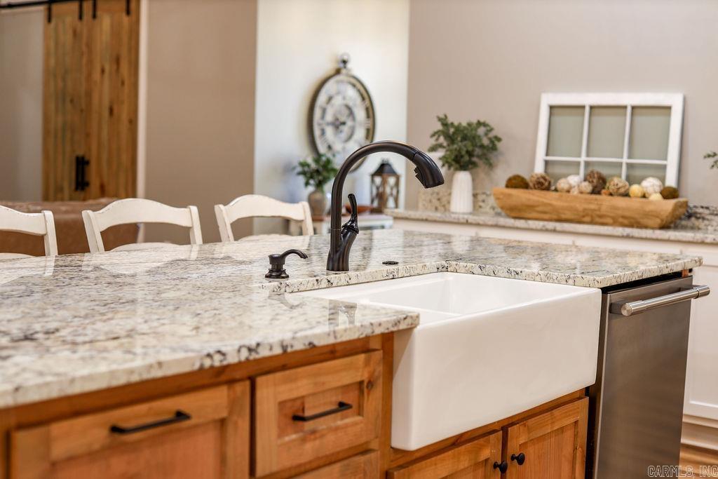 SIERRA RIDGE - Residential