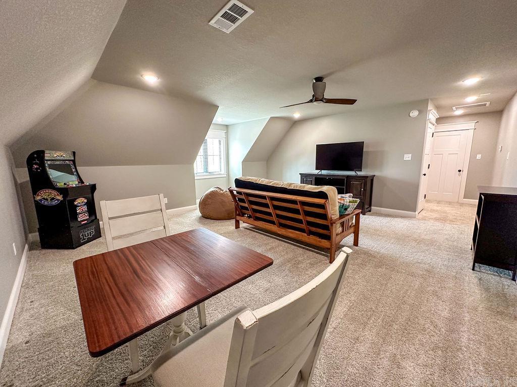 SIERRA RIDGE - Residential