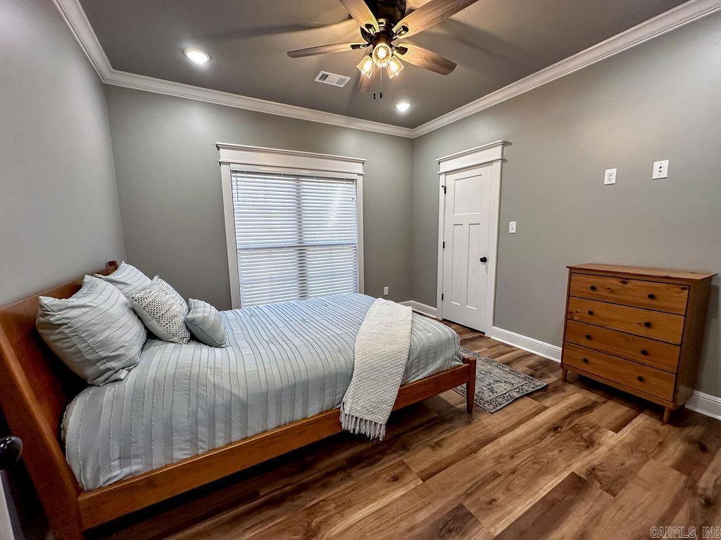 SIERRA RIDGE - Residential