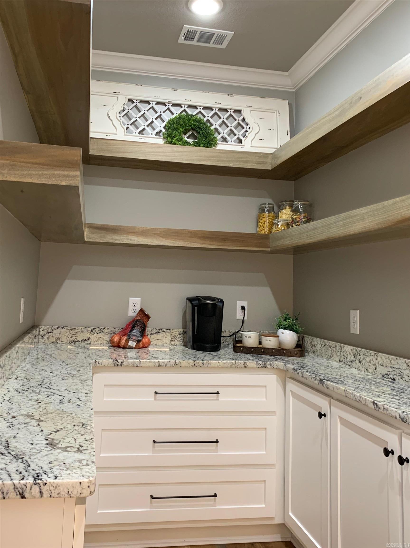 SIERRA RIDGE - Residential