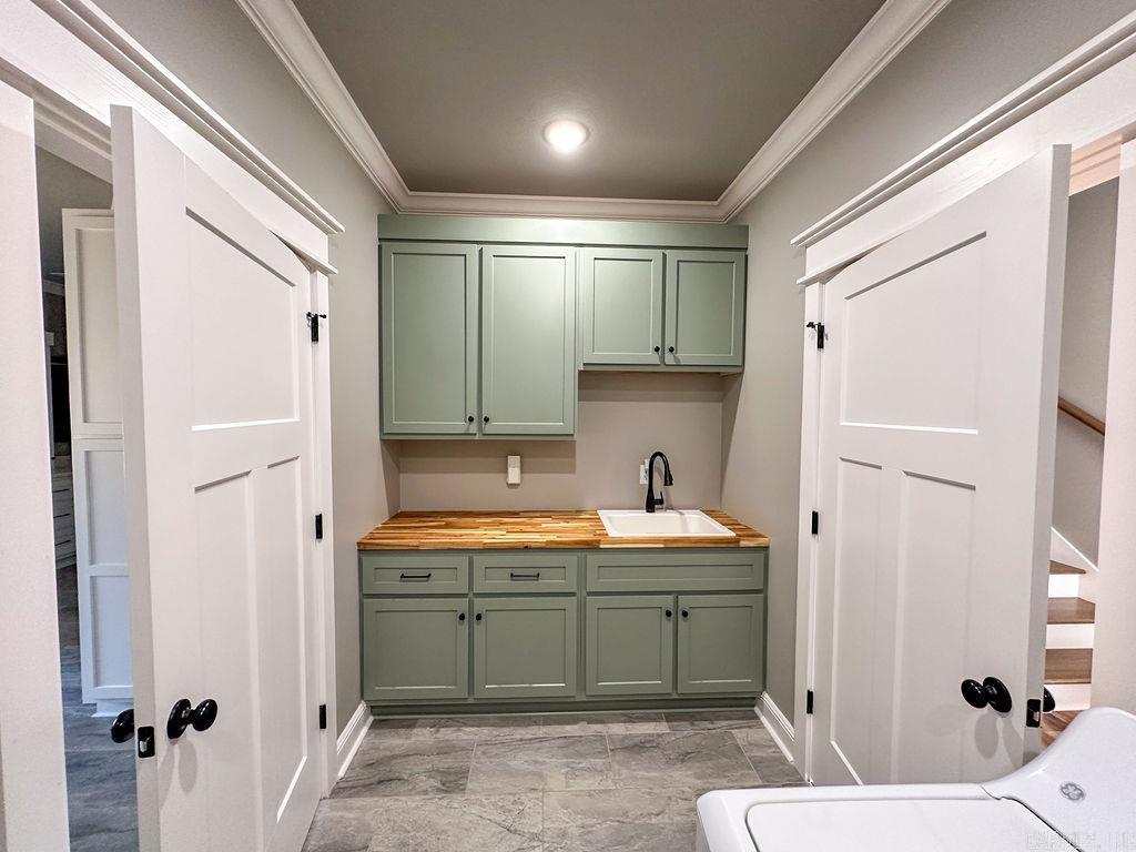 SIERRA RIDGE - Residential