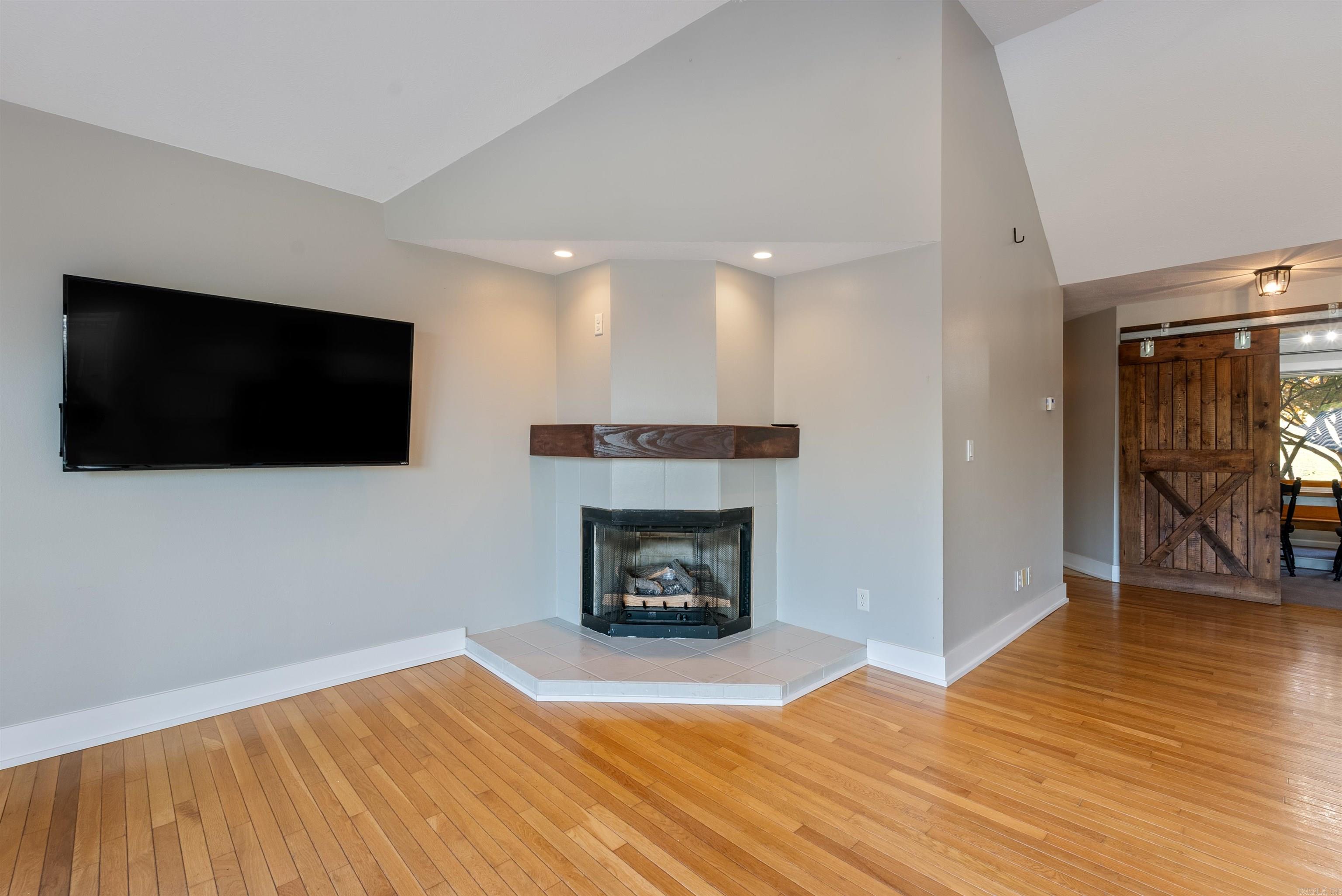 SUMMER HILL PLACE - Residential