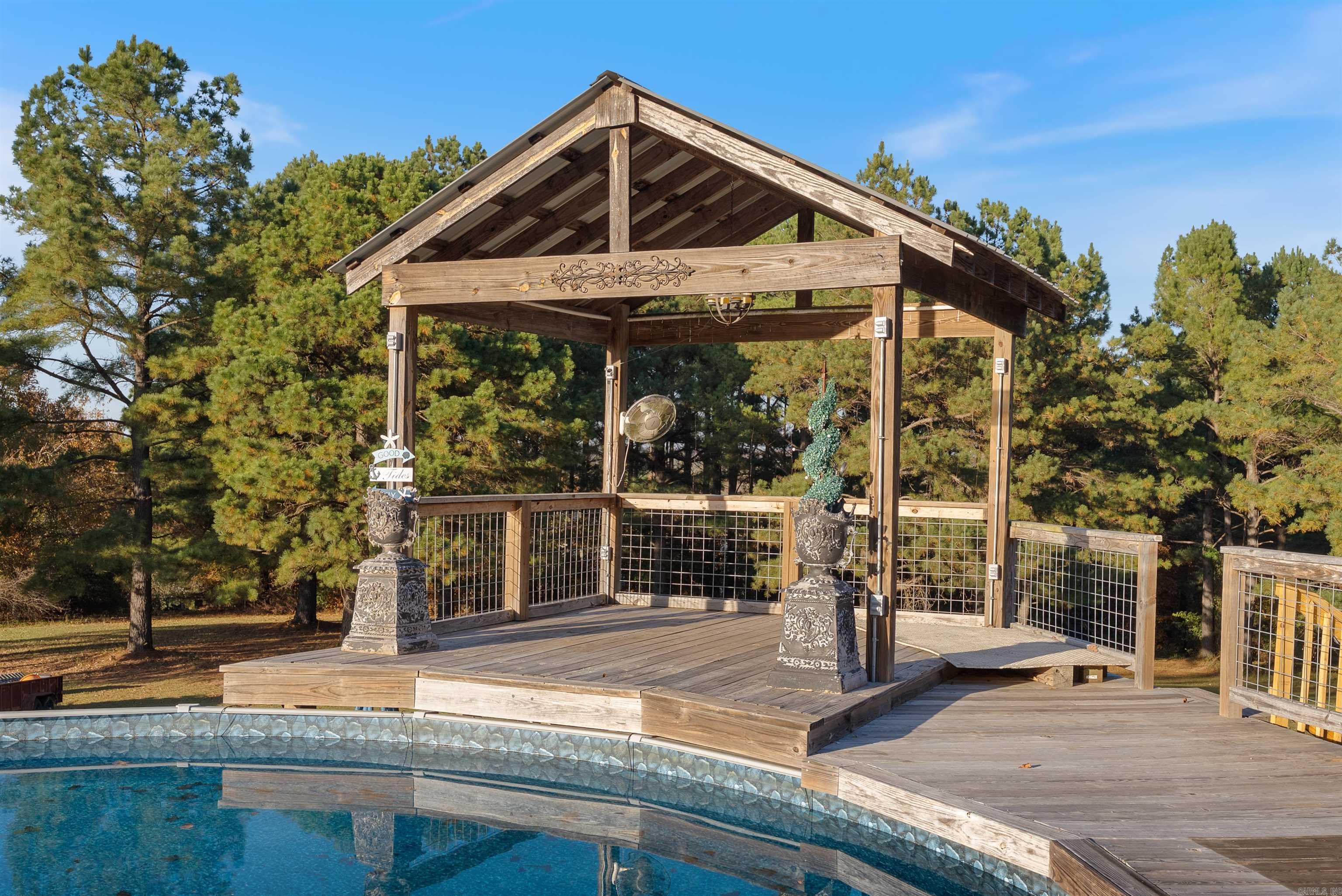 SUMMER HILL PLACE - Residential