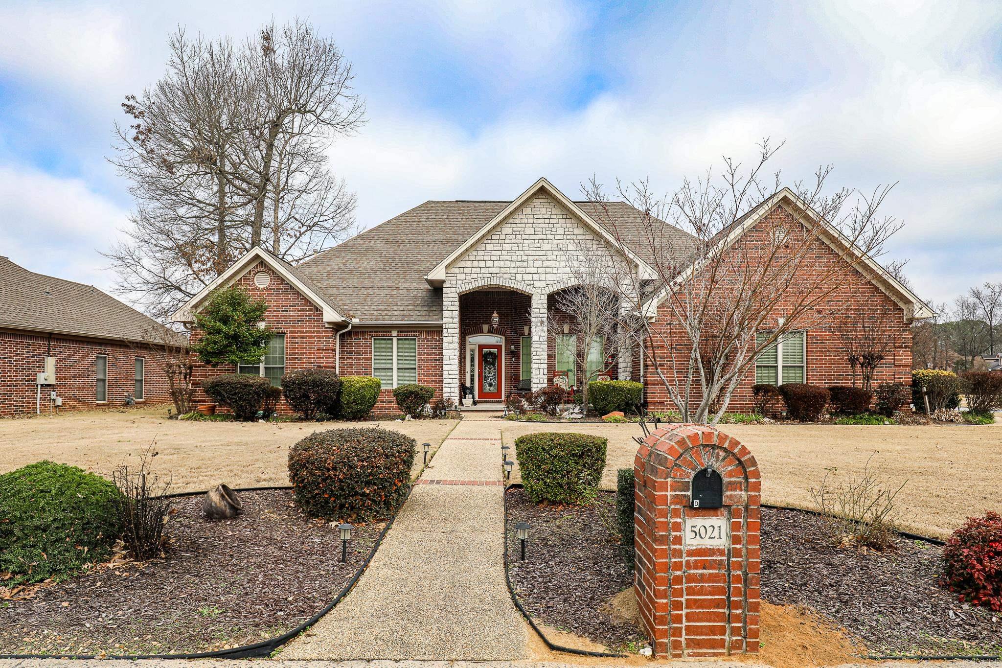 HURRICANE LAKE EST - Residential