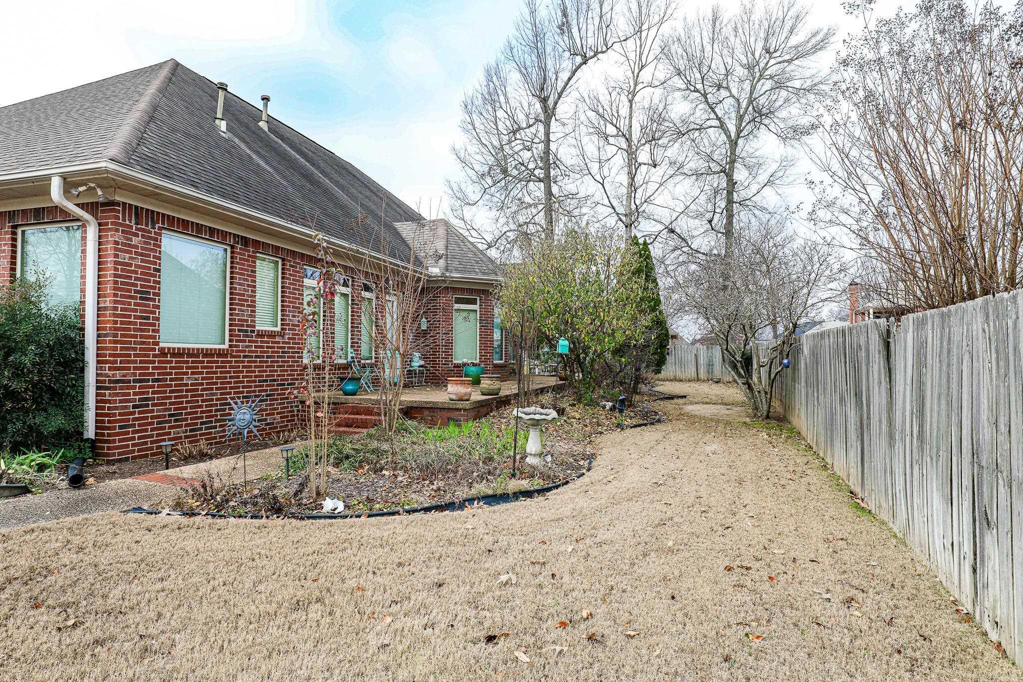 HURRICANE LAKE EST - Residential