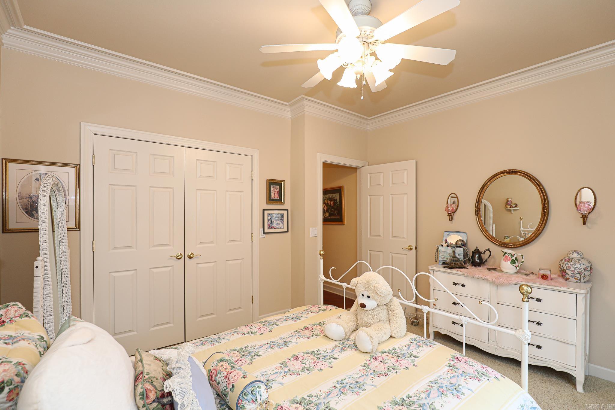 HURRICANE LAKE EST - Residential