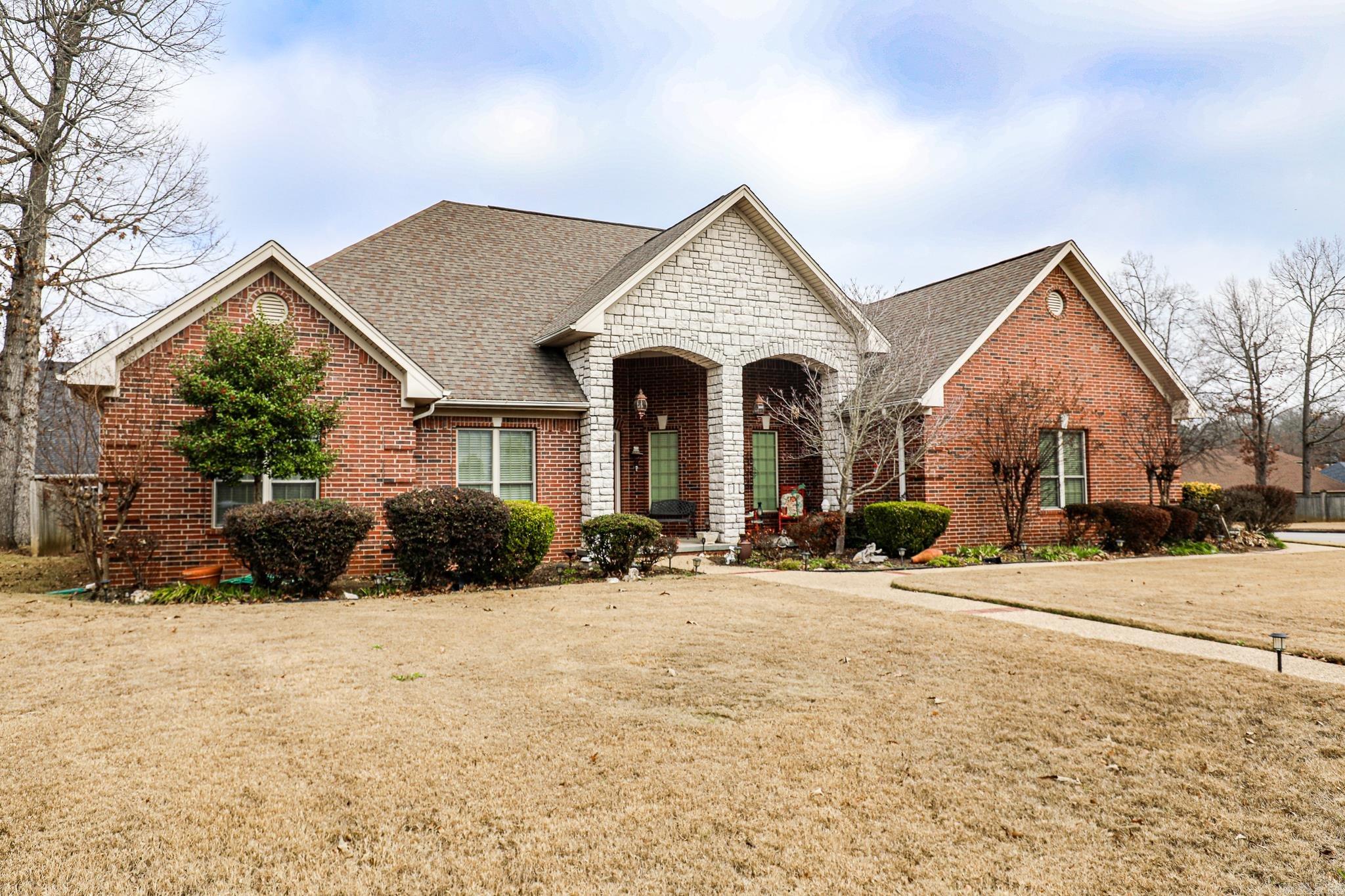 HURRICANE LAKE EST - Residential