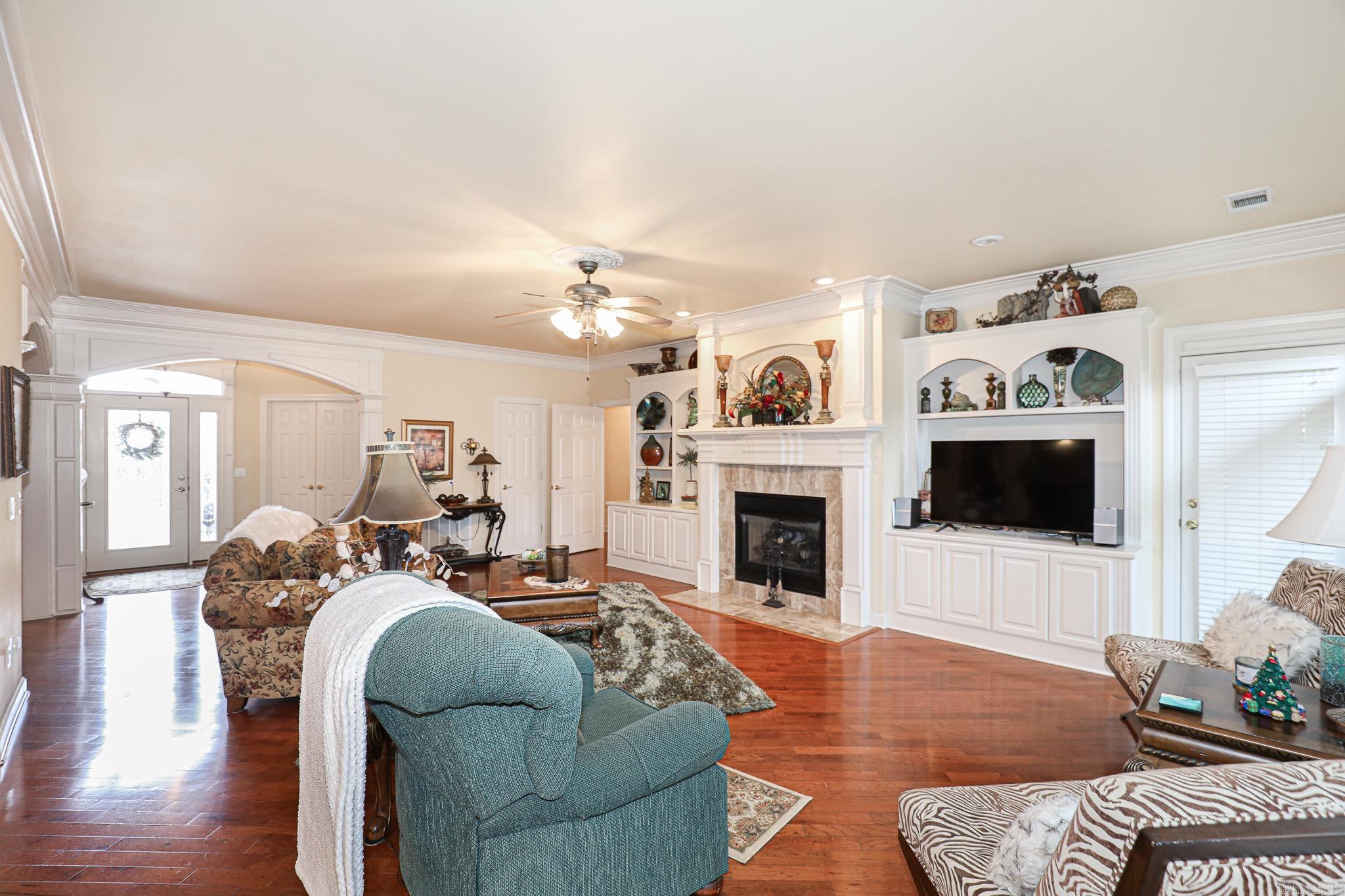 HURRICANE LAKE EST - Residential