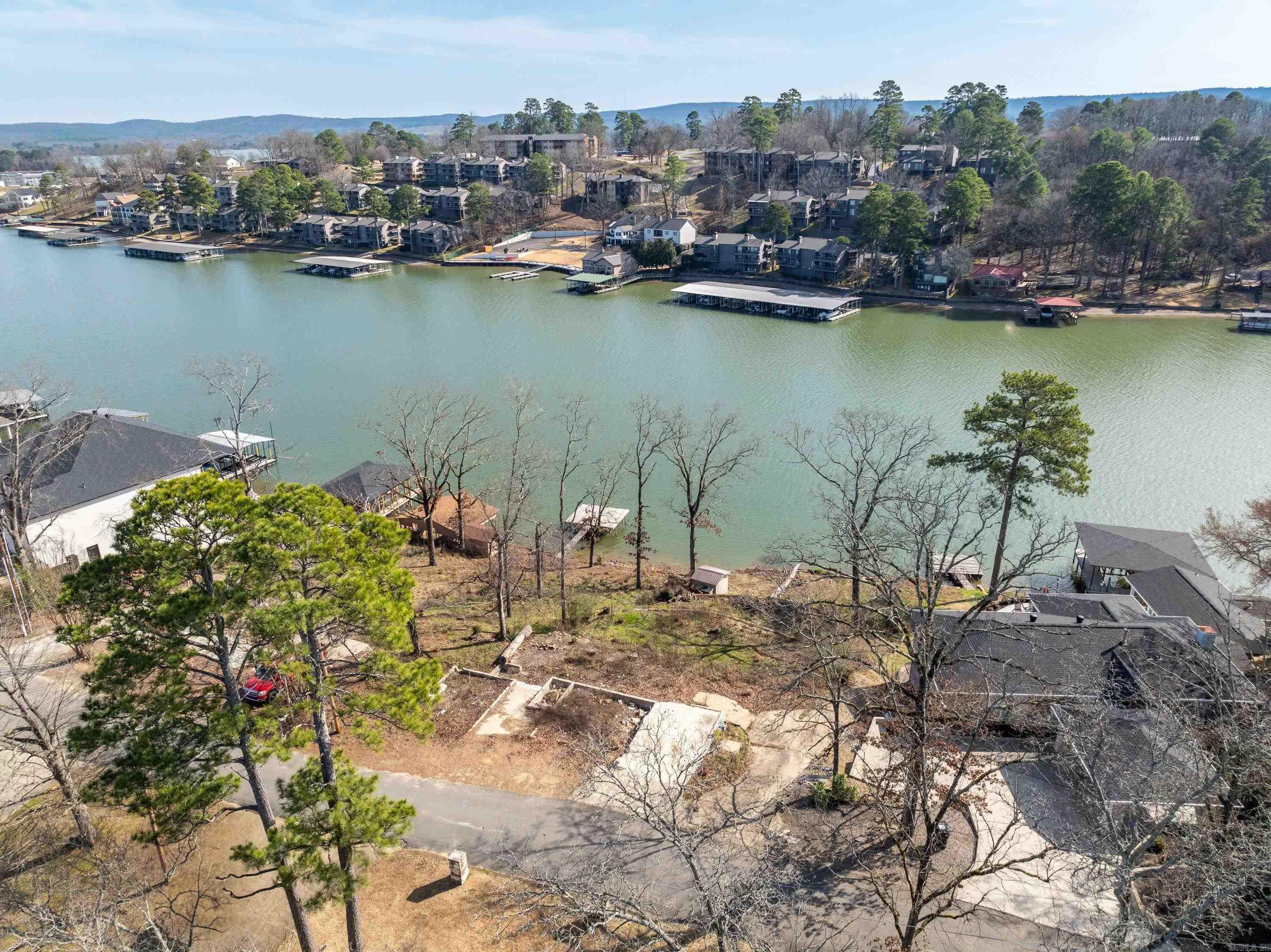 Pattons Lodge - Land