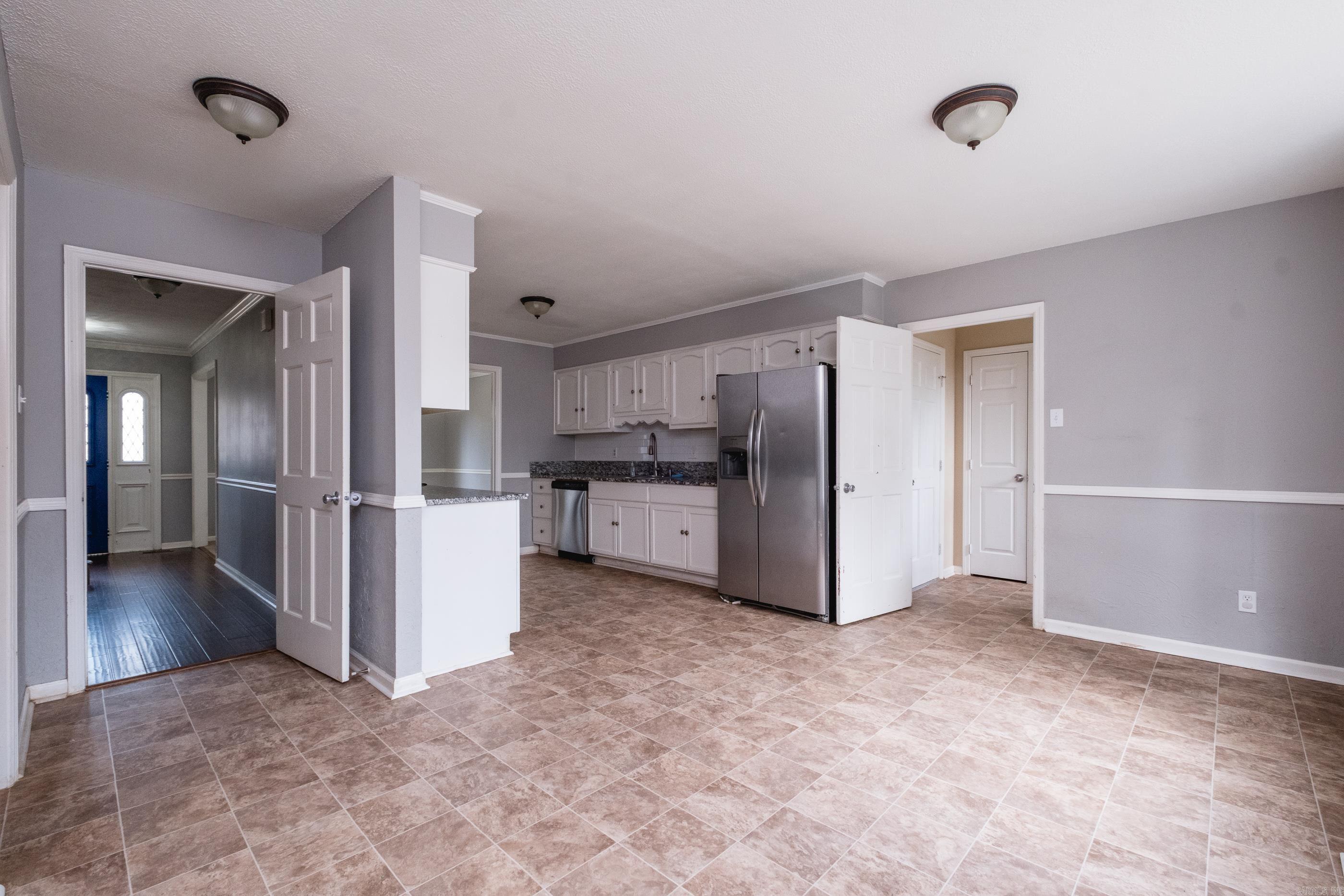 LAKEWOOD NE - Residential