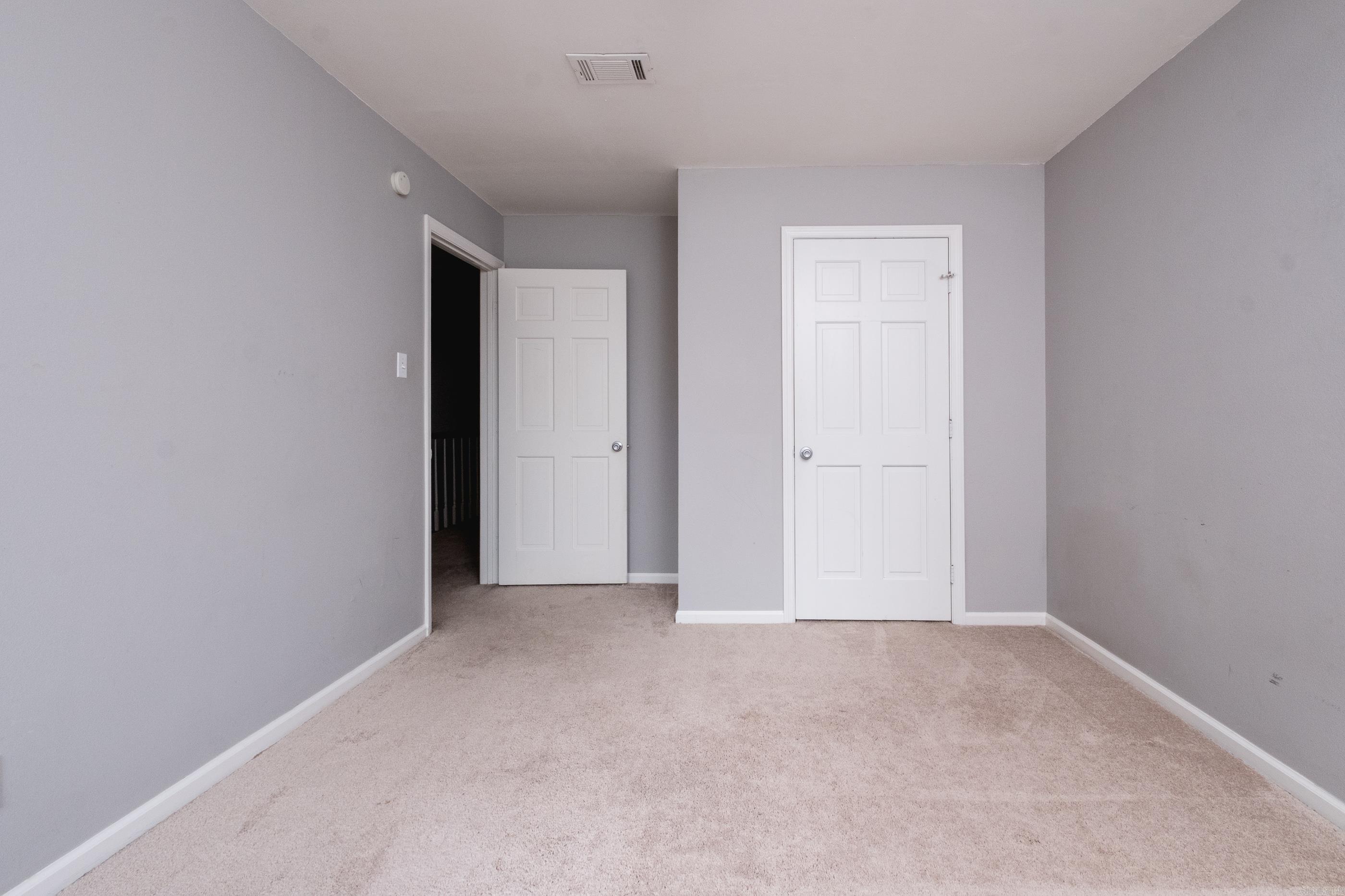 LAKEWOOD NE - Residential