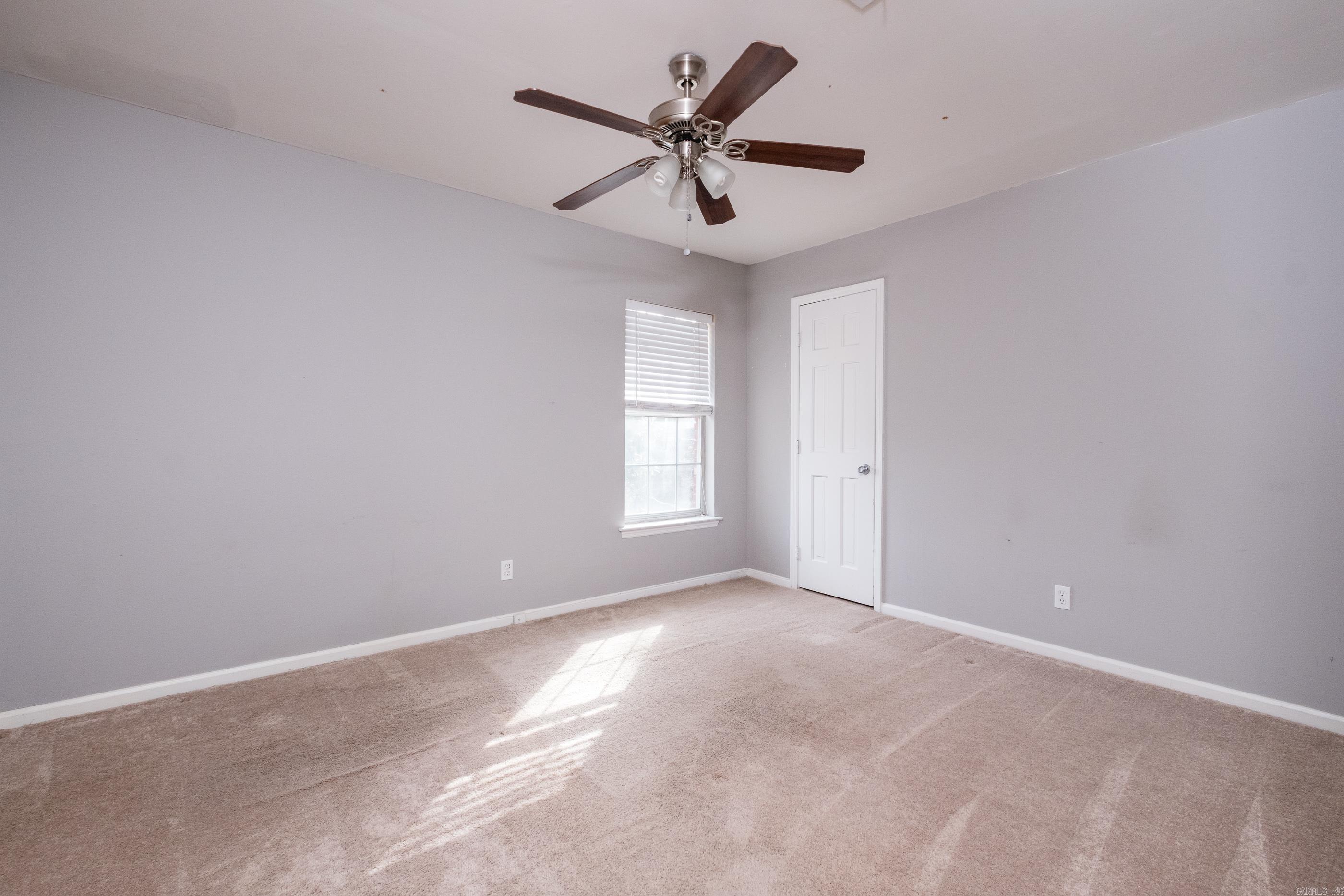 LAKEWOOD NE - Residential