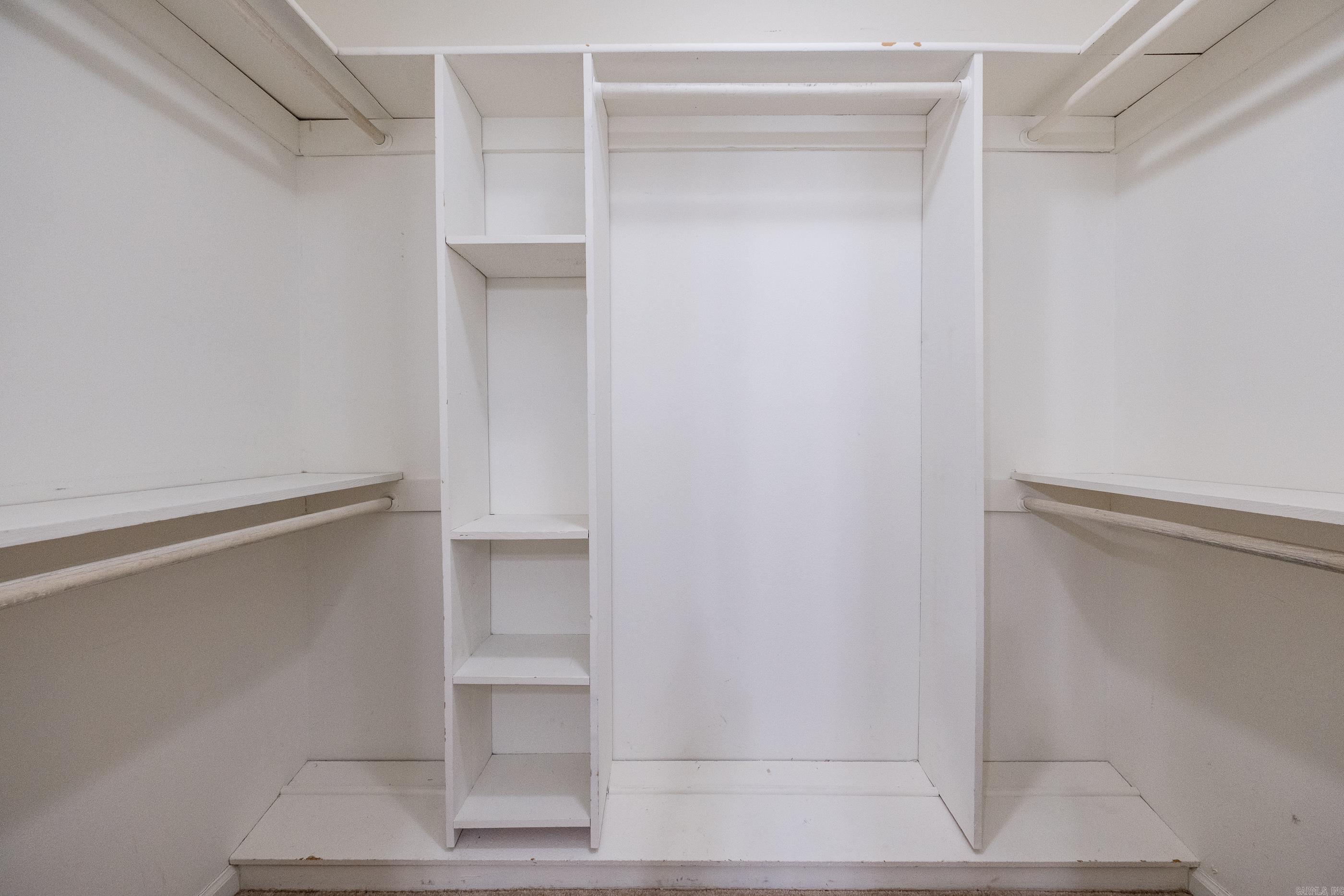 LAKEWOOD NE - Residential