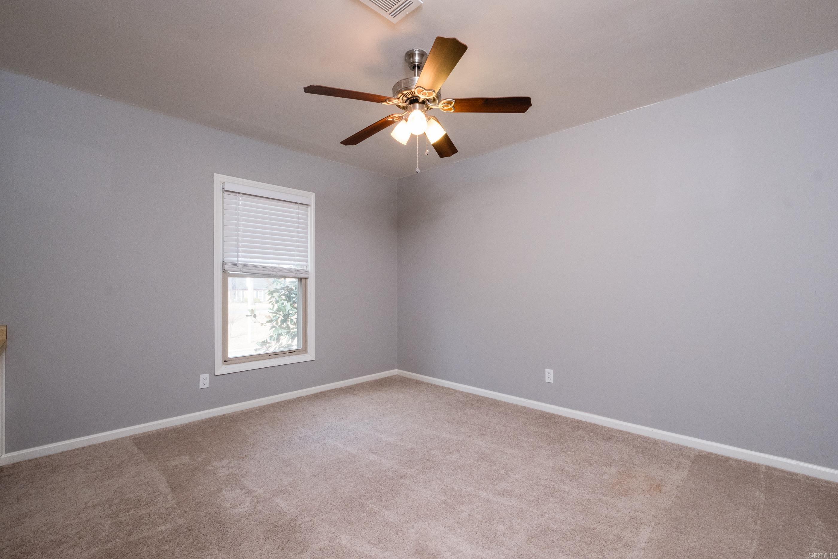 LAKEWOOD NE - Residential