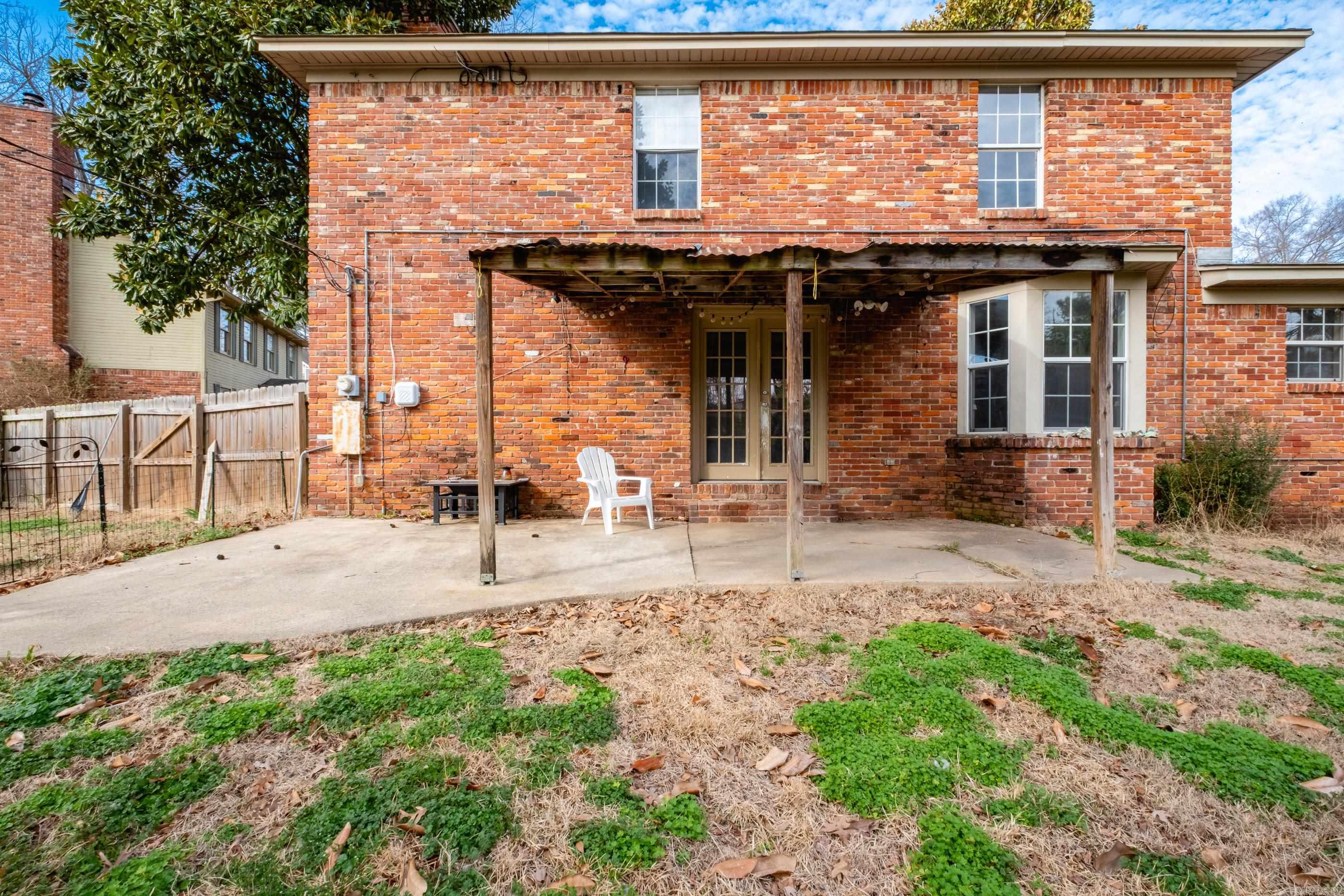 LAKEWOOD NE - Residential