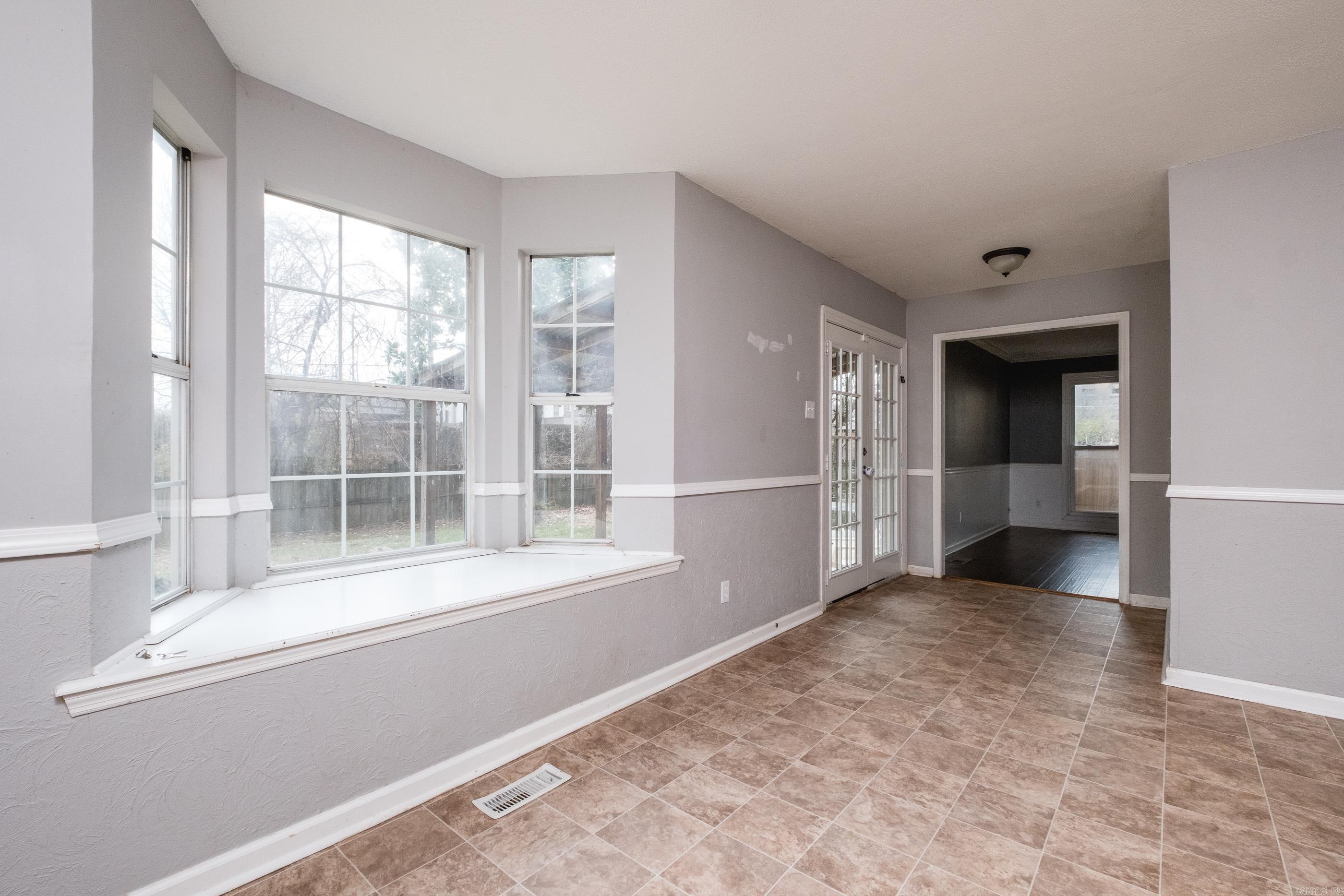 LAKEWOOD NE - Residential