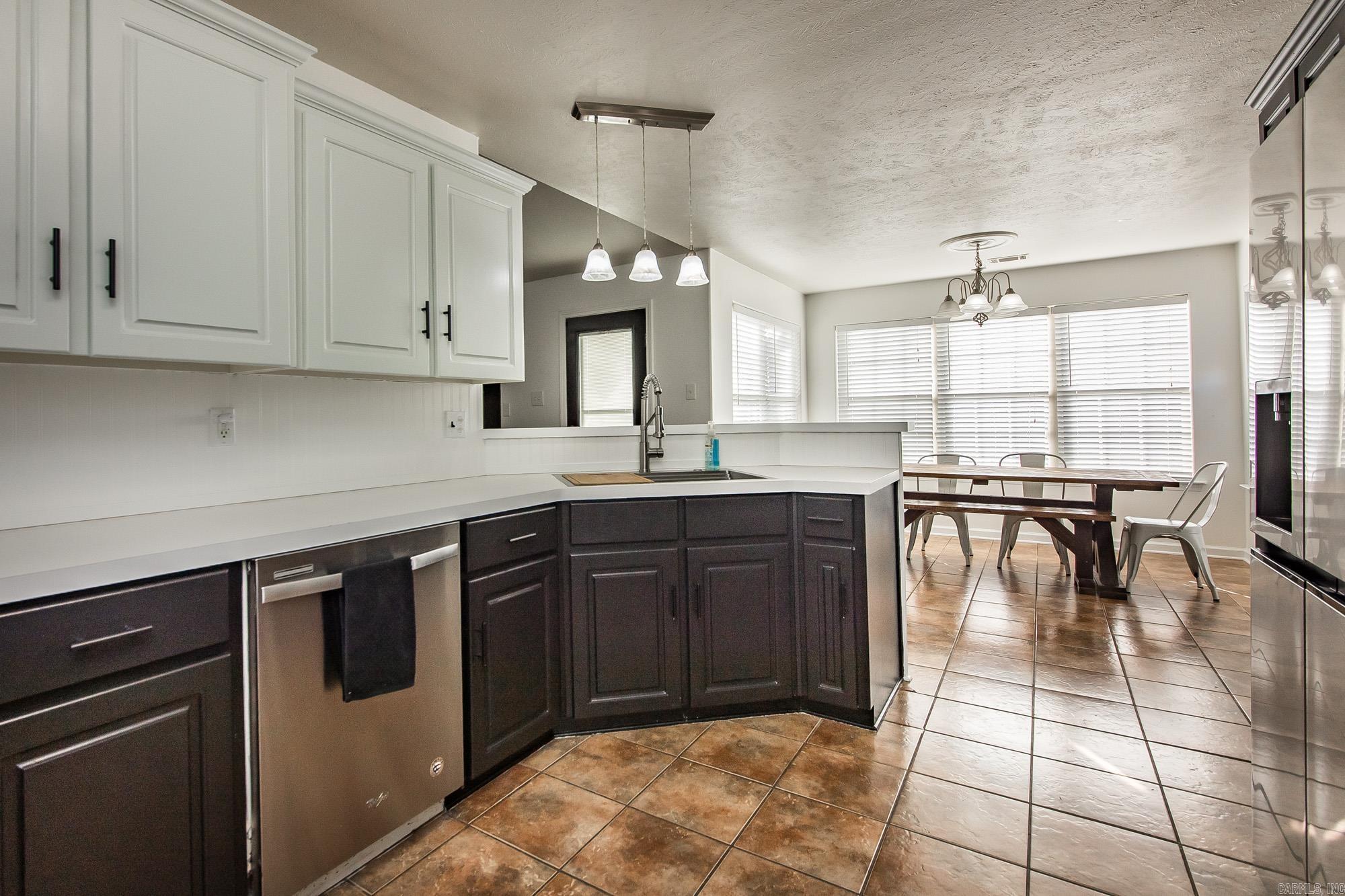 WARREN PLACE - Residential