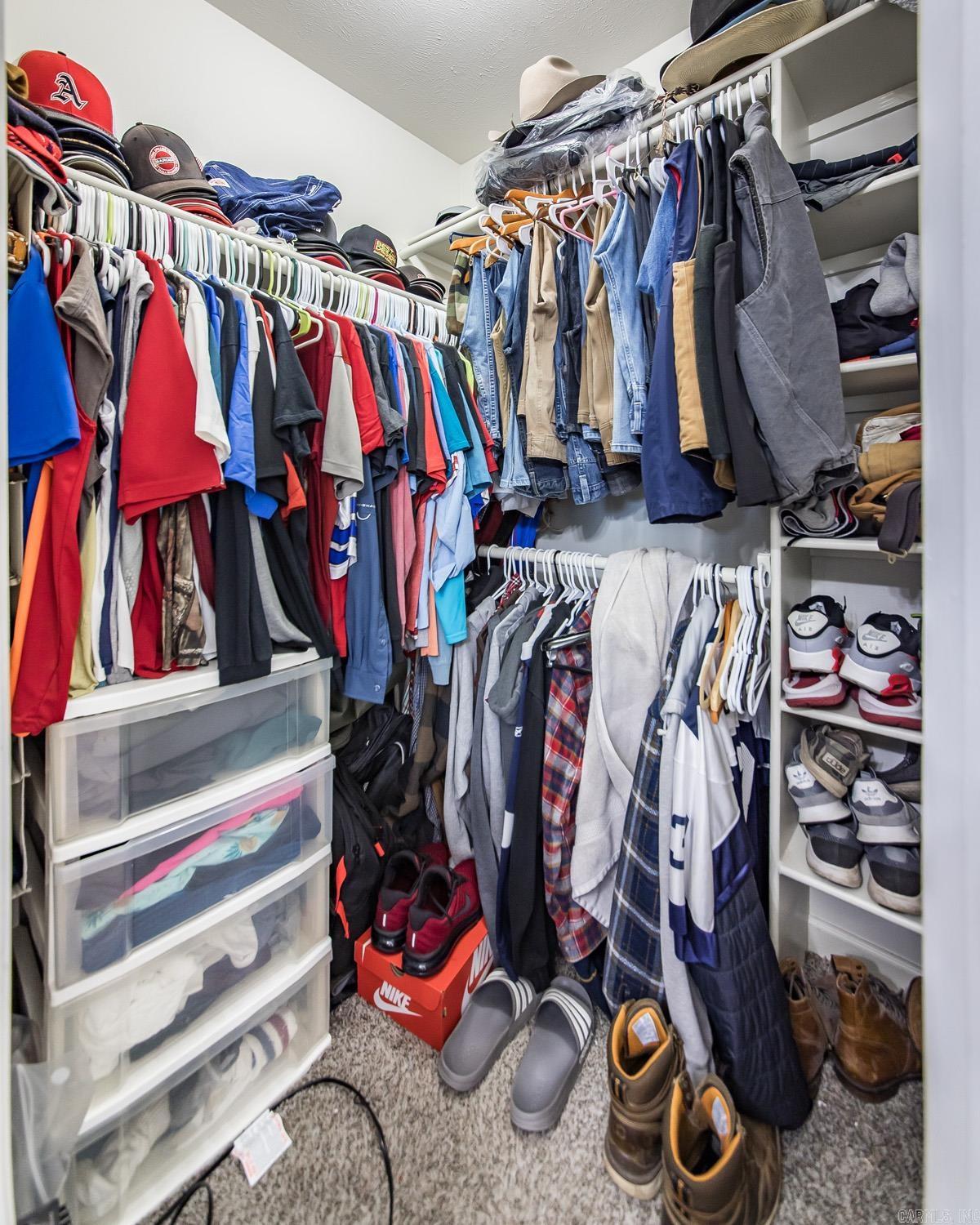 WARREN PLACE - Residential