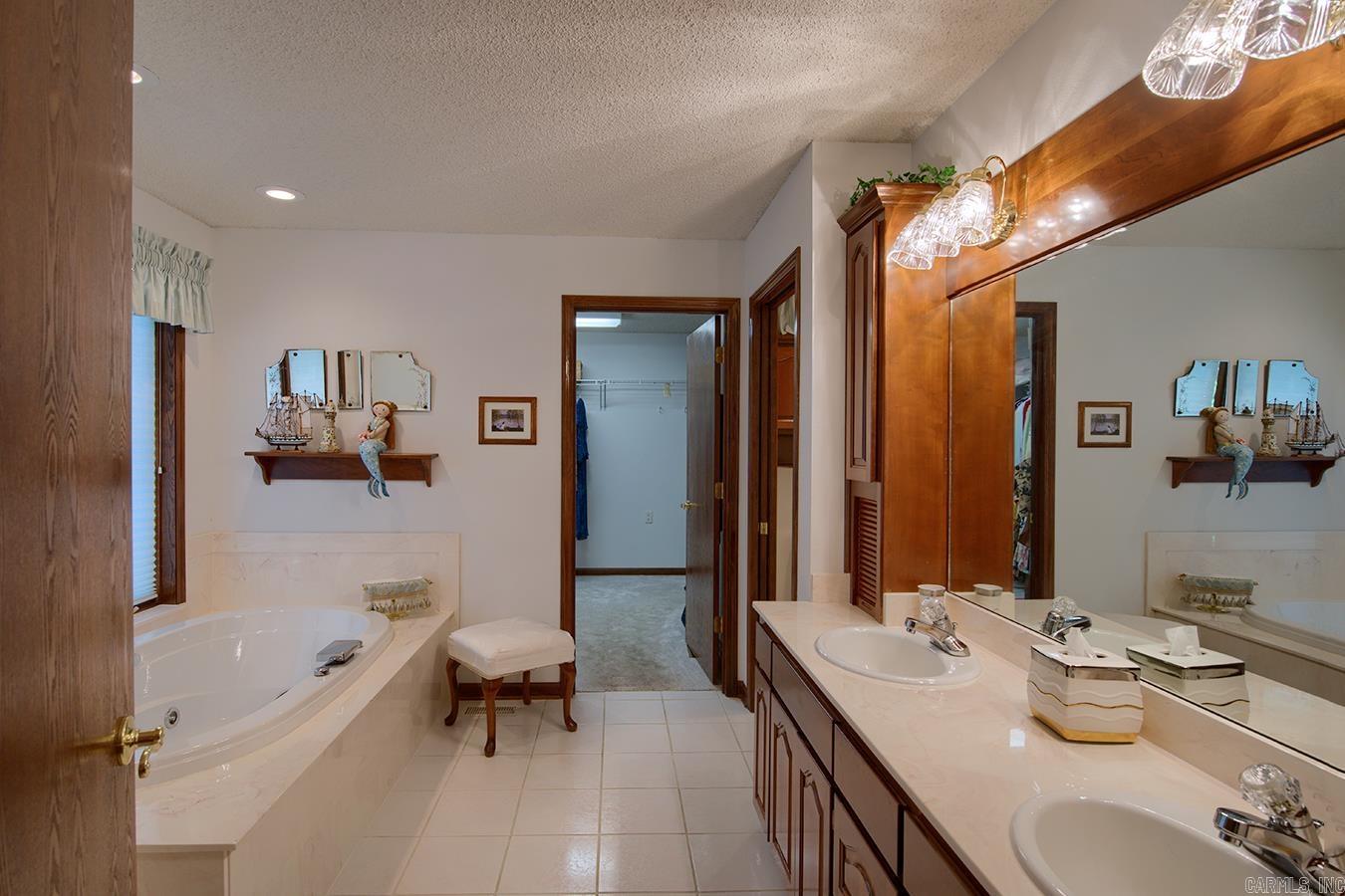 Doscientos - Residential