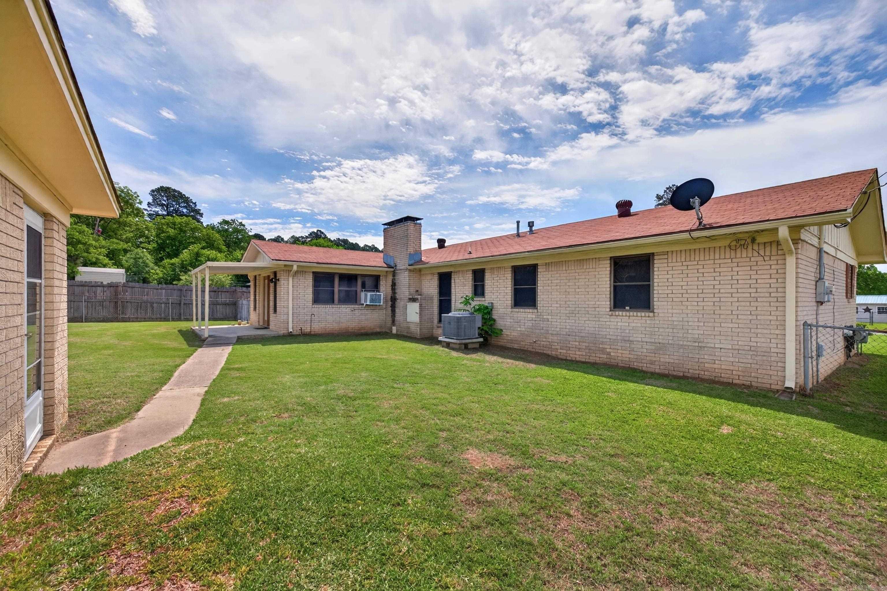 SOUTHGATE ADDITION - Residential