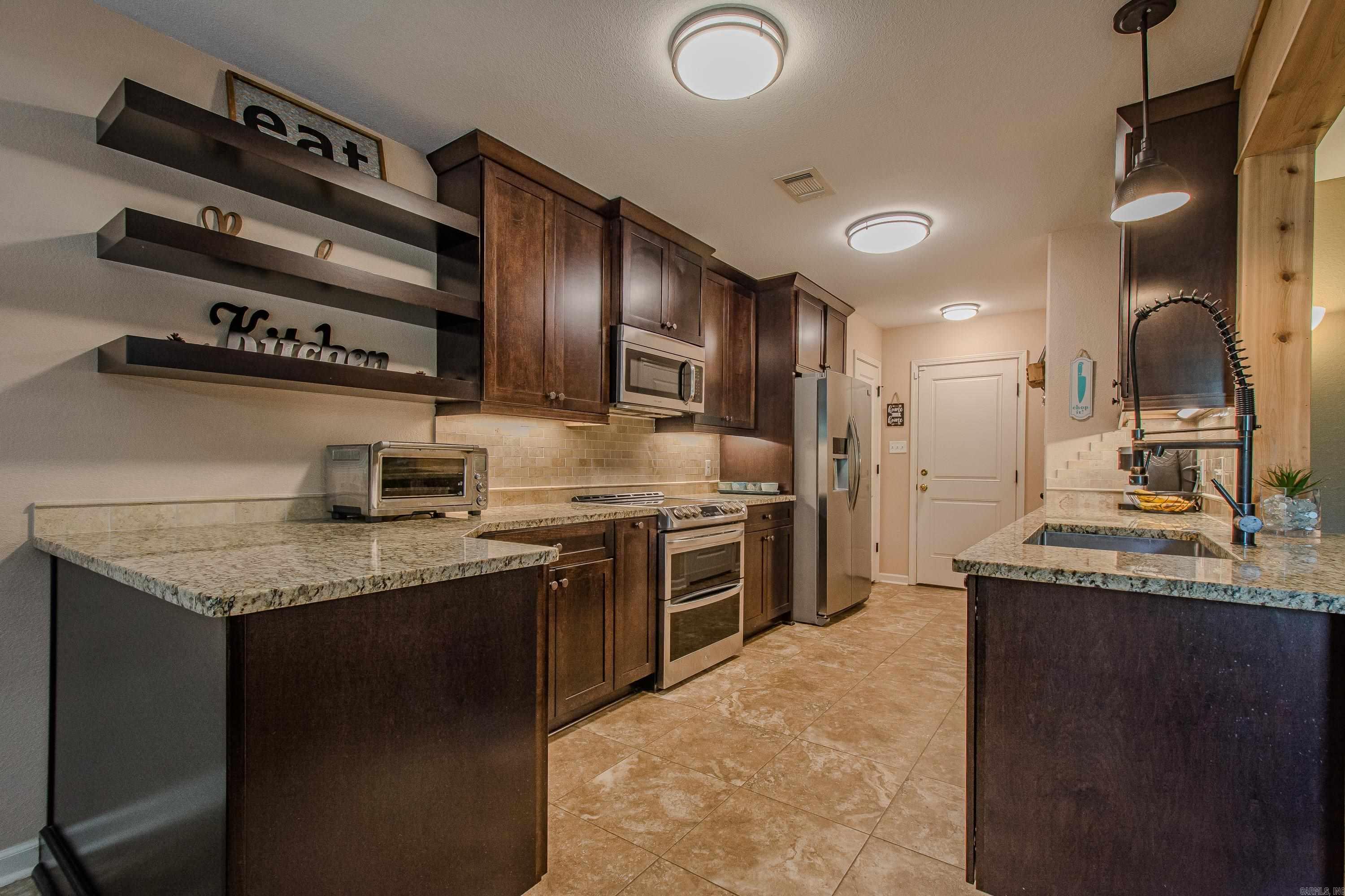 STAGECOACH CROSSING (OTTERCREEK) - Residential