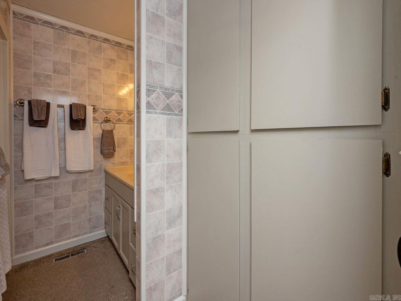 LAKEWOOD HILLS CONDO - Residential