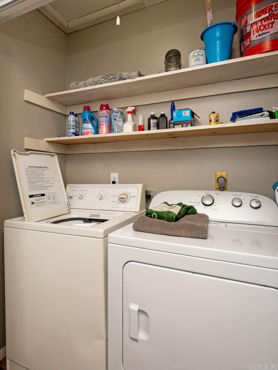 LAKEWOOD HILLS CONDO - Residential