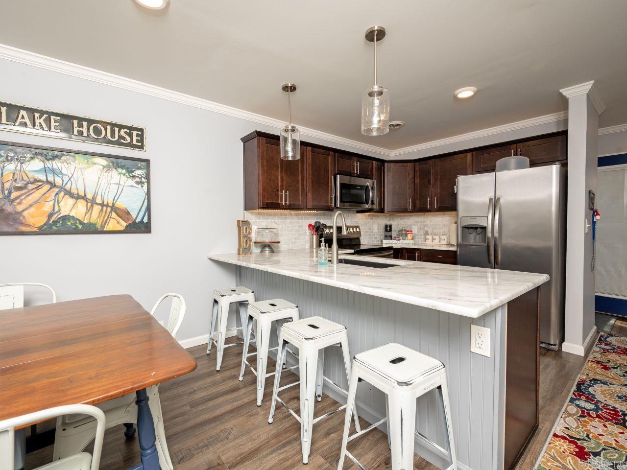 LAKEWOOD HILLS CONDO - Residential