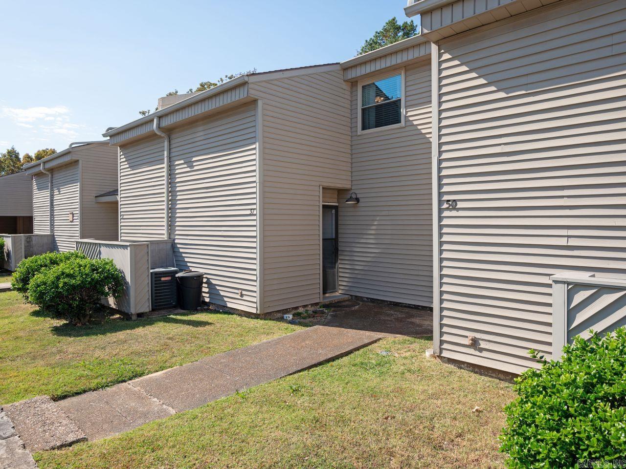 LAKEWOOD HILLS CONDO - Residential