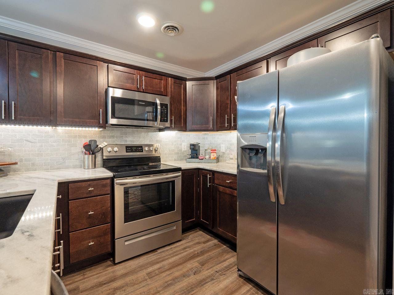 LAKEWOOD HILLS CONDO - Residential