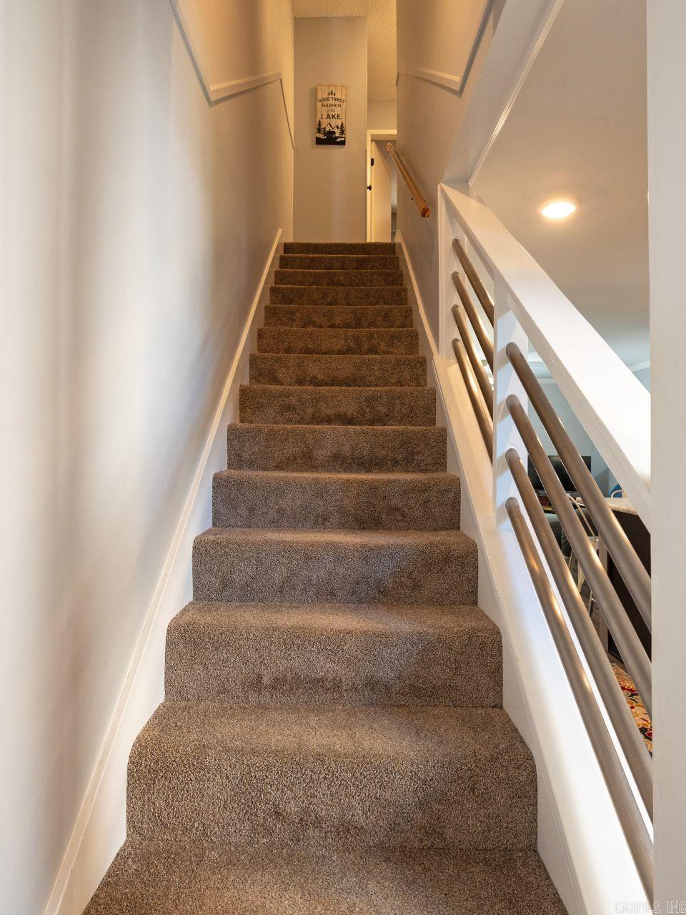 LAKEWOOD HILLS CONDO - Residential
