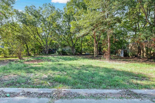 10 NEAL PL, NORTH LITTLE ROCK, AR 72117 - Image c7ed78bda87c07961584a4e014c841cc/1323157824