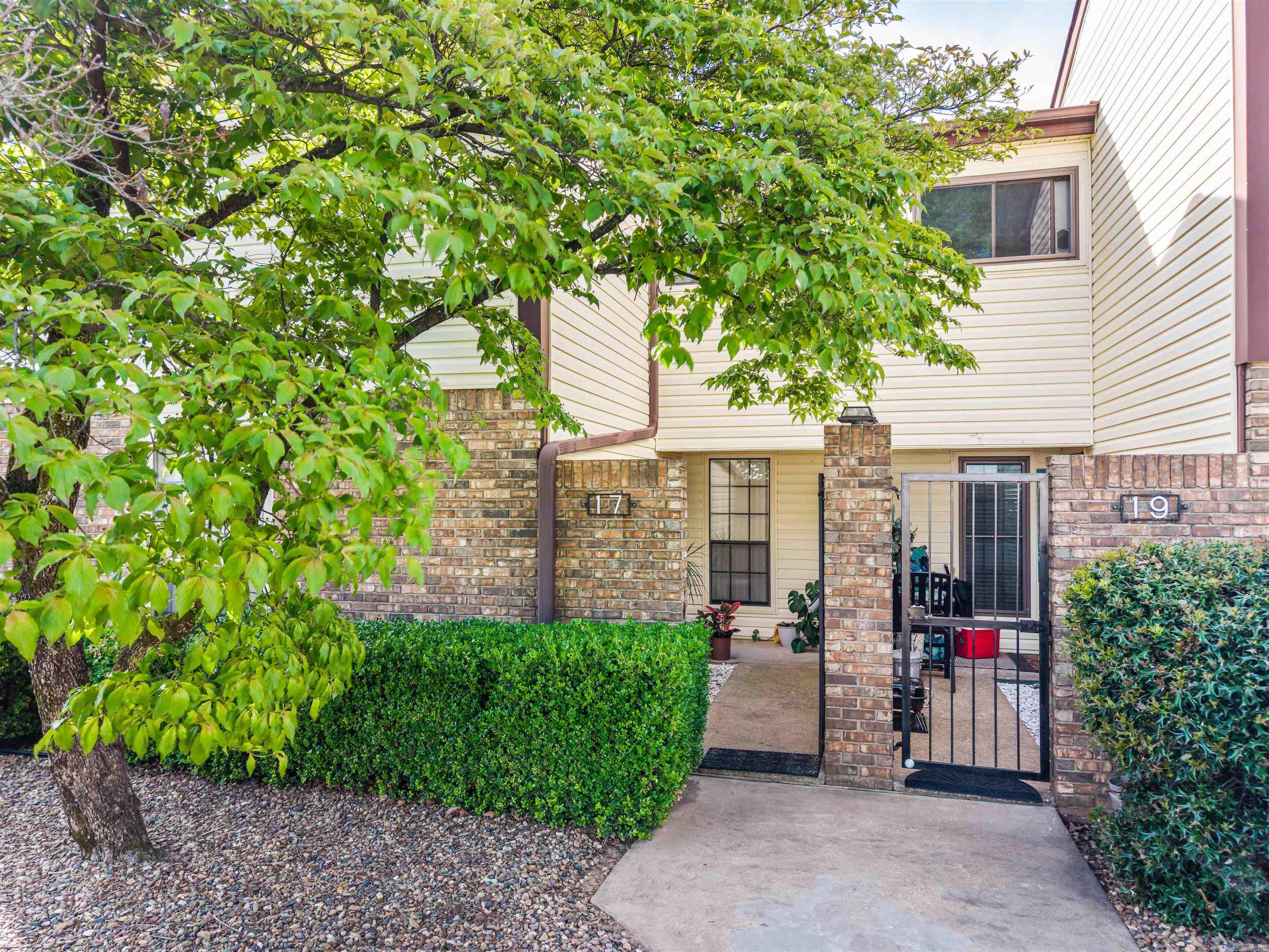 HUNTLEIGH WOODS HPR - Residential