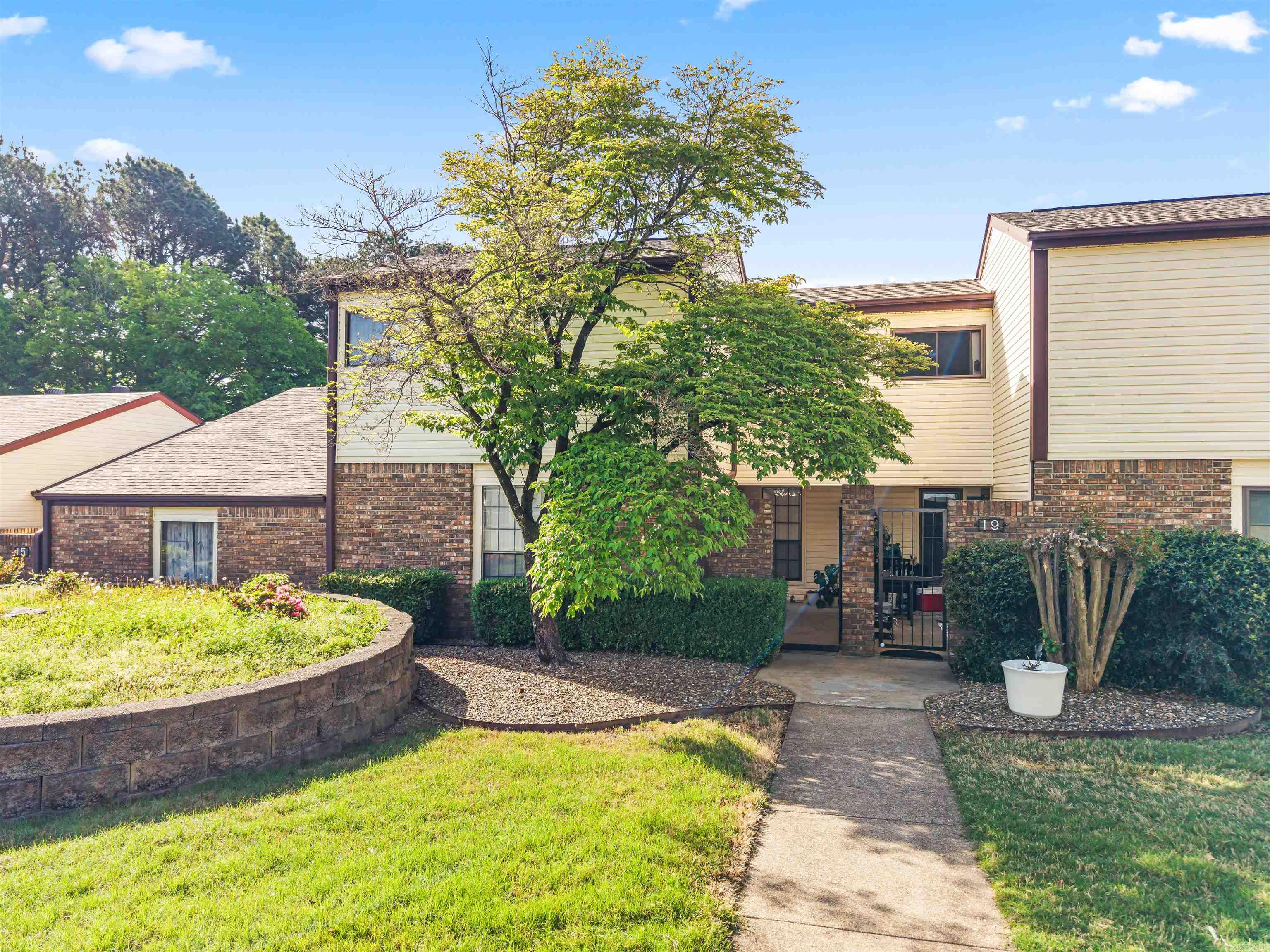 HUNTLEIGH WOODS HPR - Residential