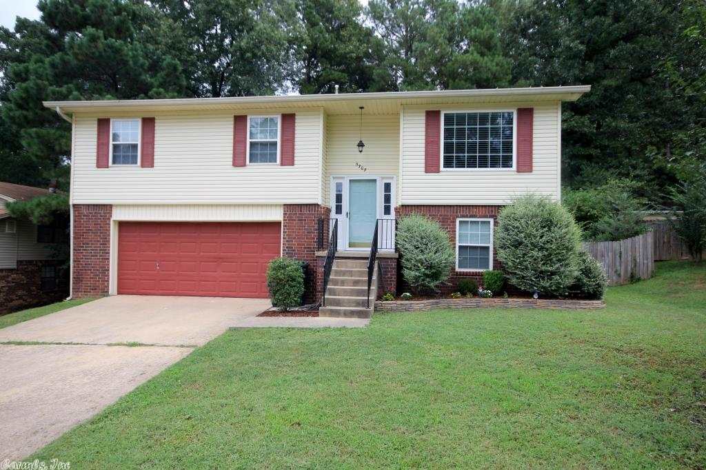 PECAN LAKE - Residential