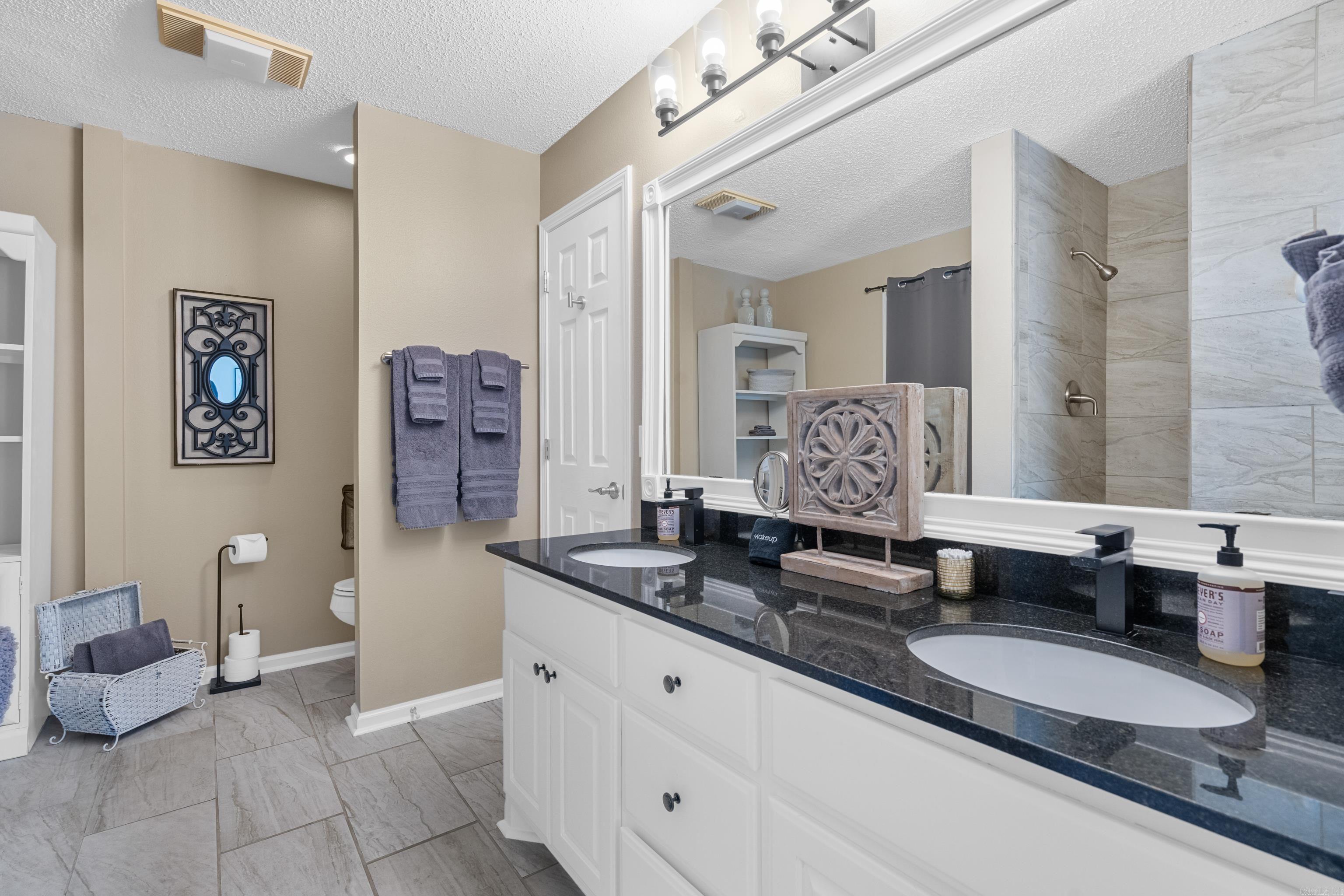 RONQUILLO - Residential