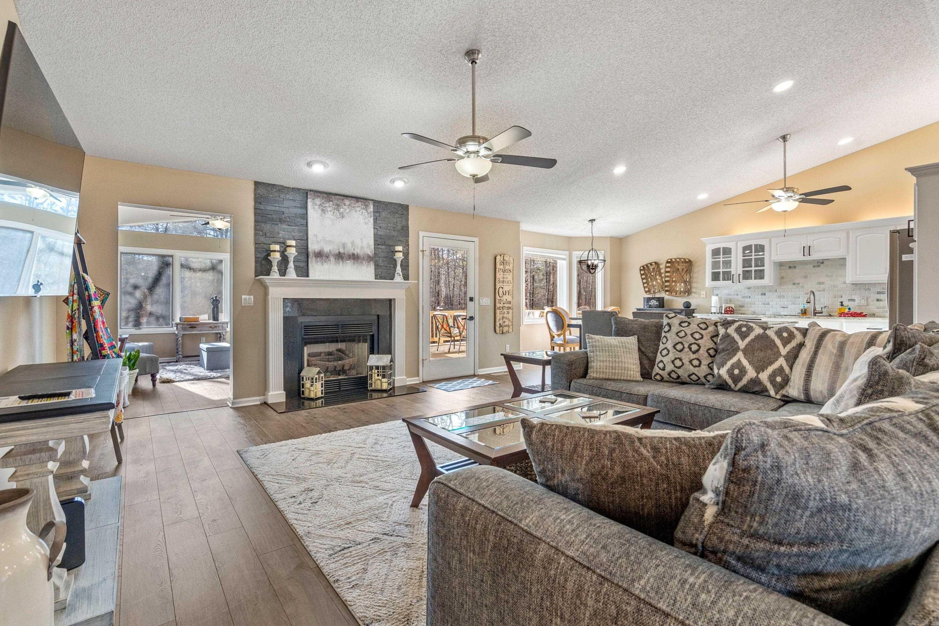 RONQUILLO - Residential