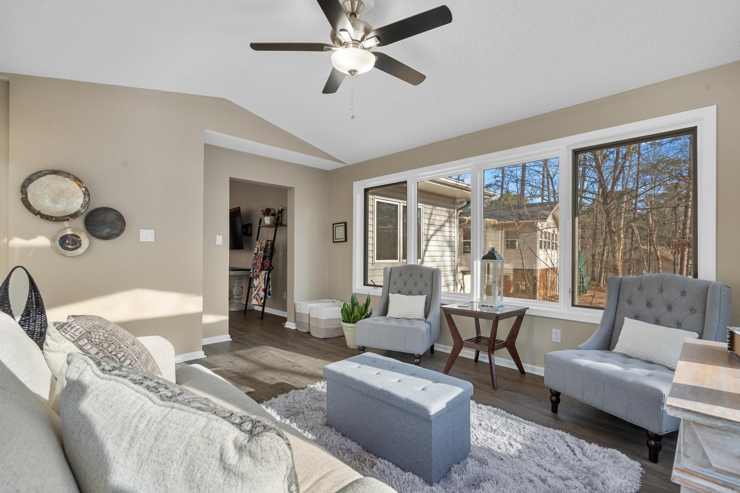 RONQUILLO - Residential