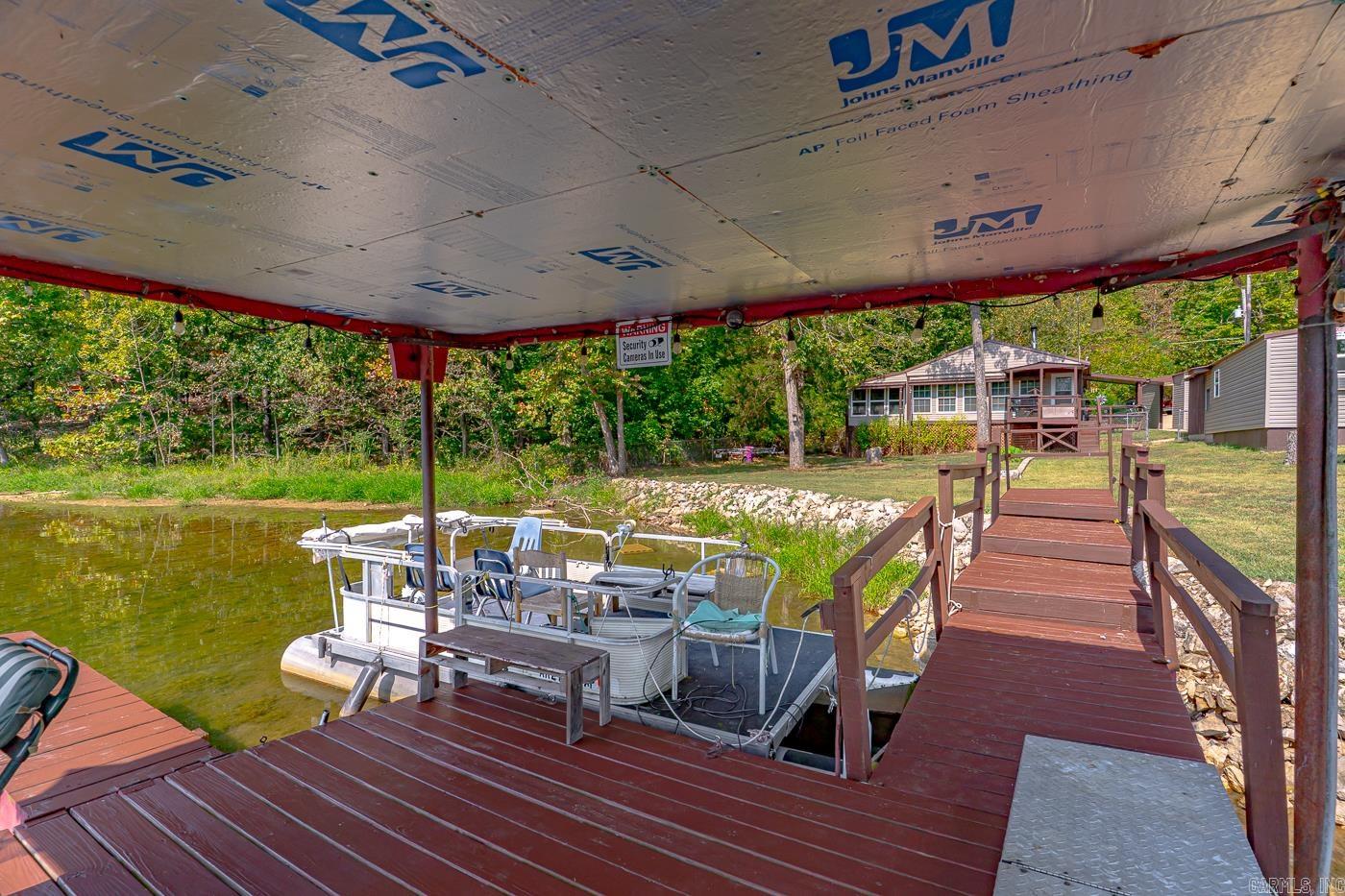 WEST LAKE HIDDEN VALLEY - Residential